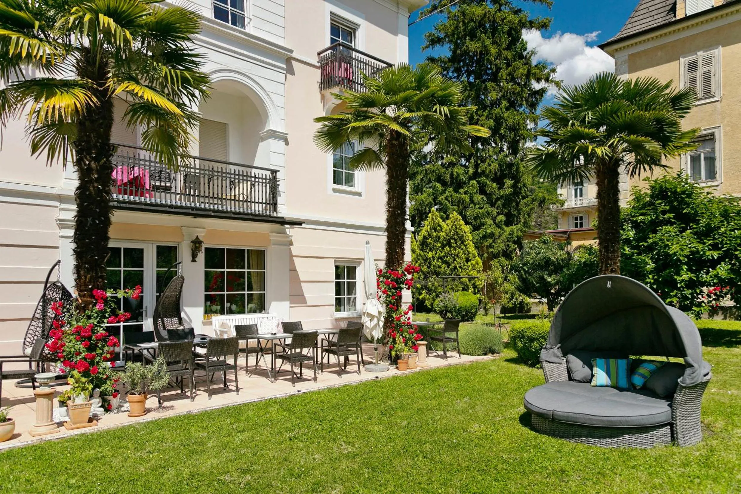 Garden in Garni Villa Tyrol - Adults Only