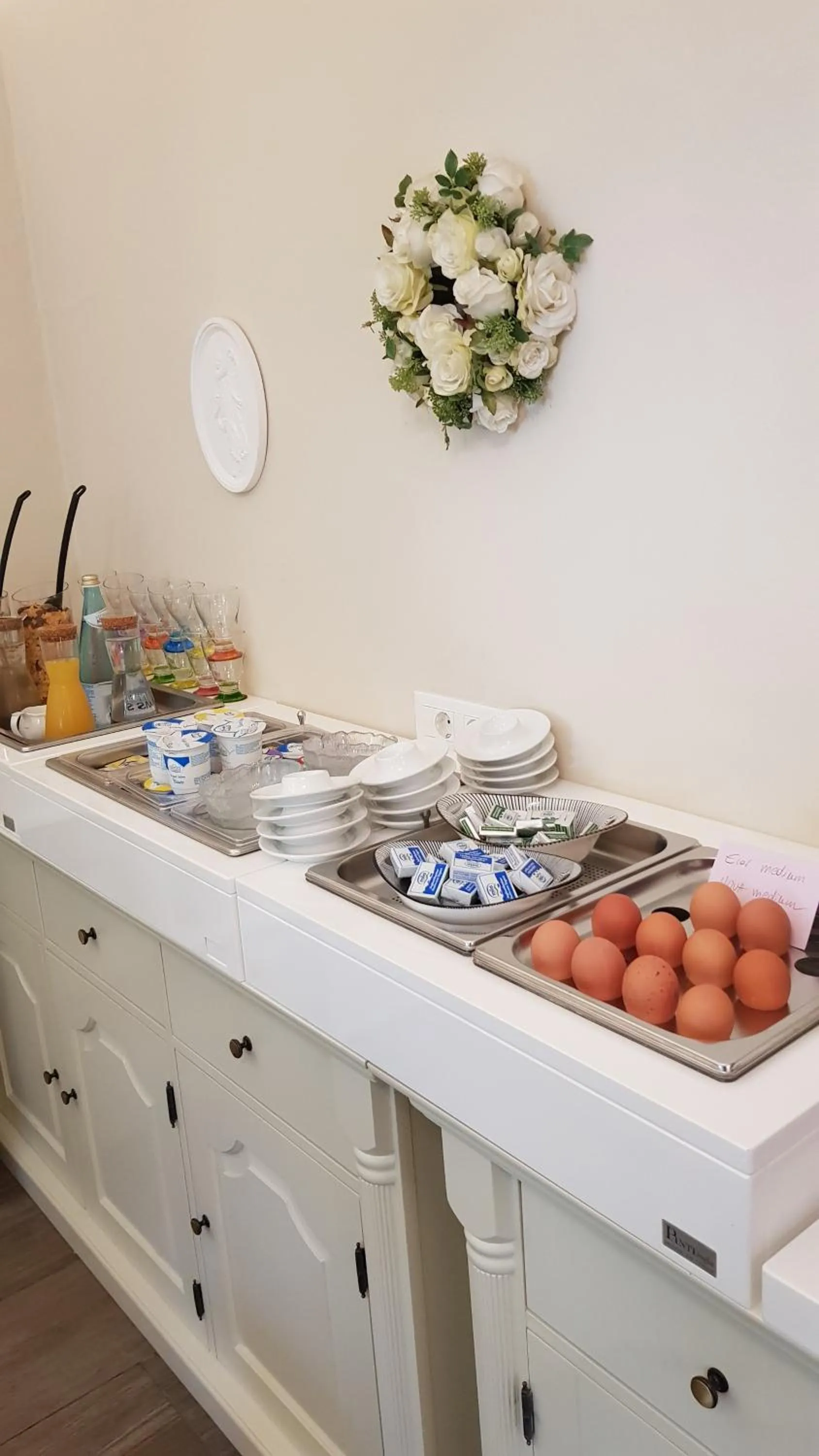 Buffet breakfast in Garni Villa Tyrol - Adults Only