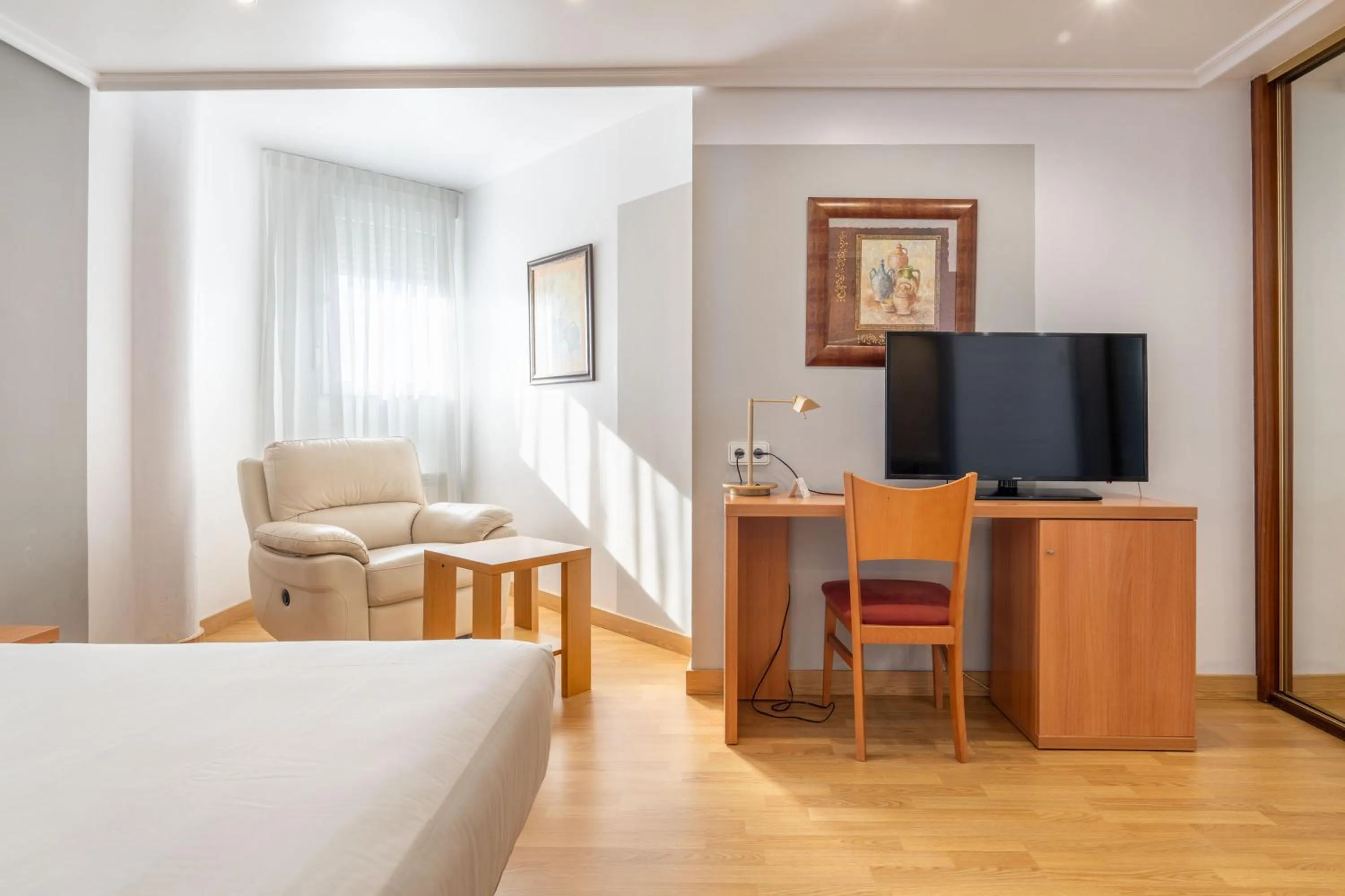 Bedroom in Chateau La Roca