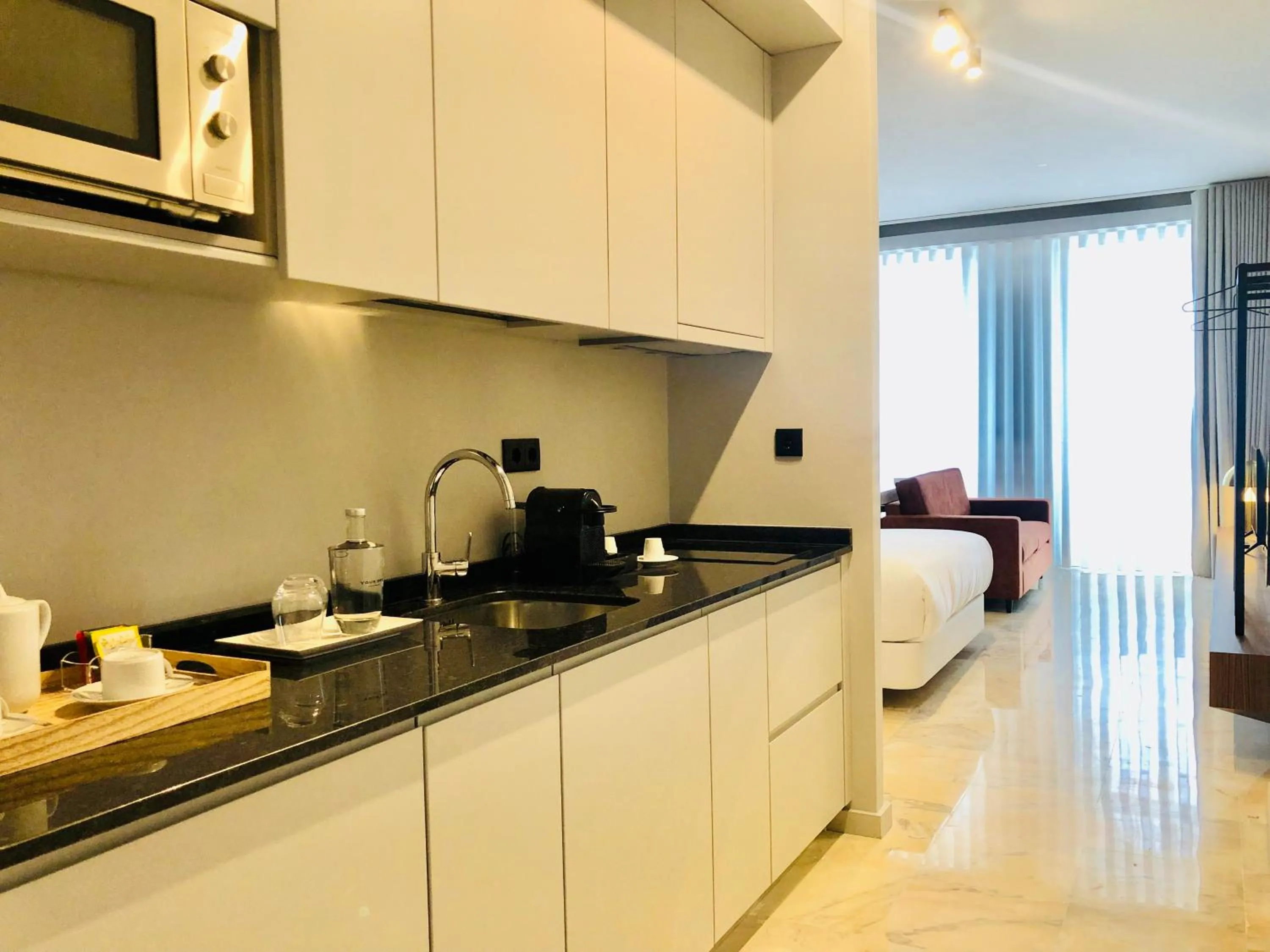 Kitchen or kitchenette in YOUROPO - Downtown