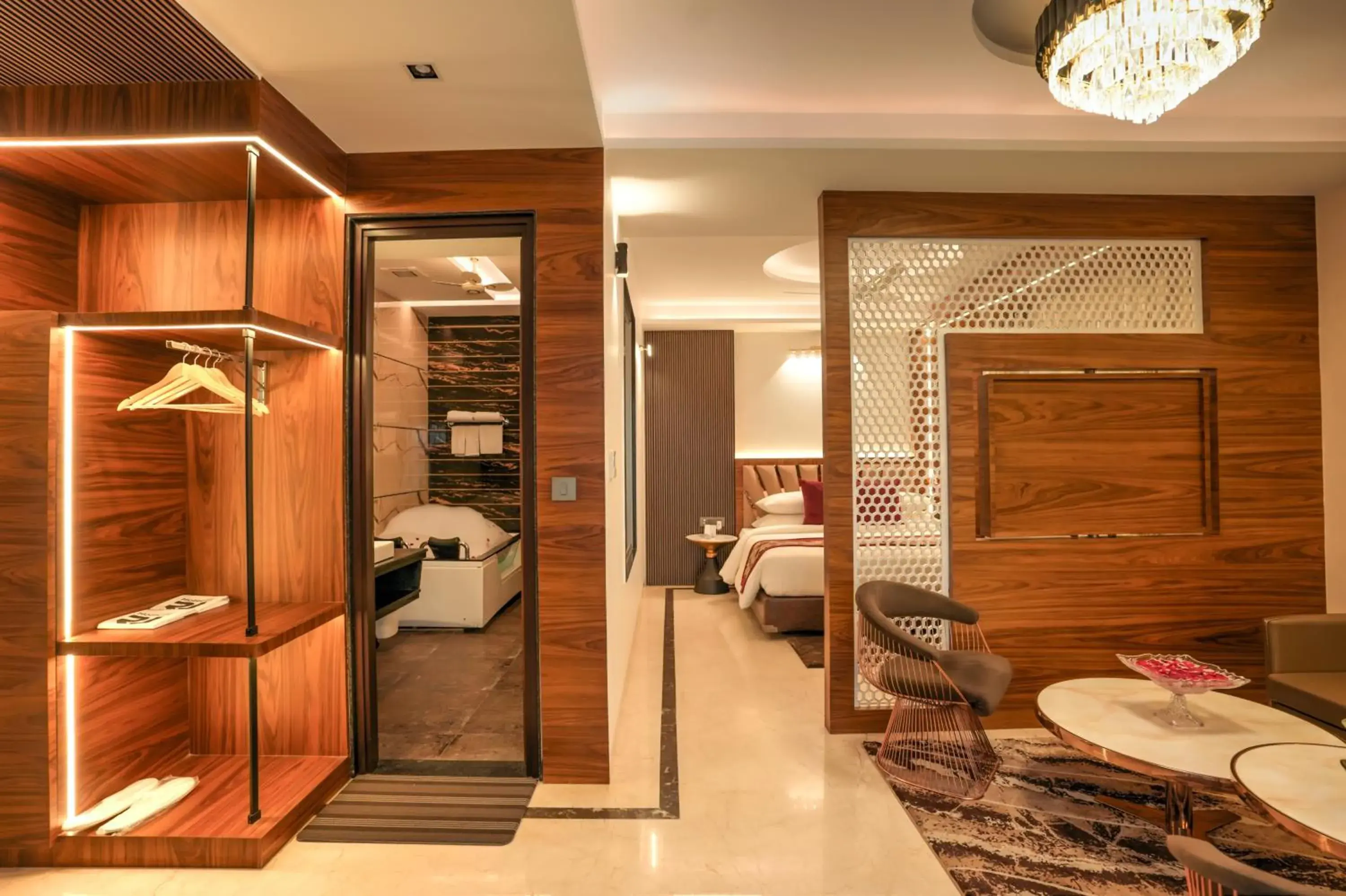 King Suite with Balcony - single occupancy in Hotel Rj King Suite with Balcony - single occupancy in Hotel Rj