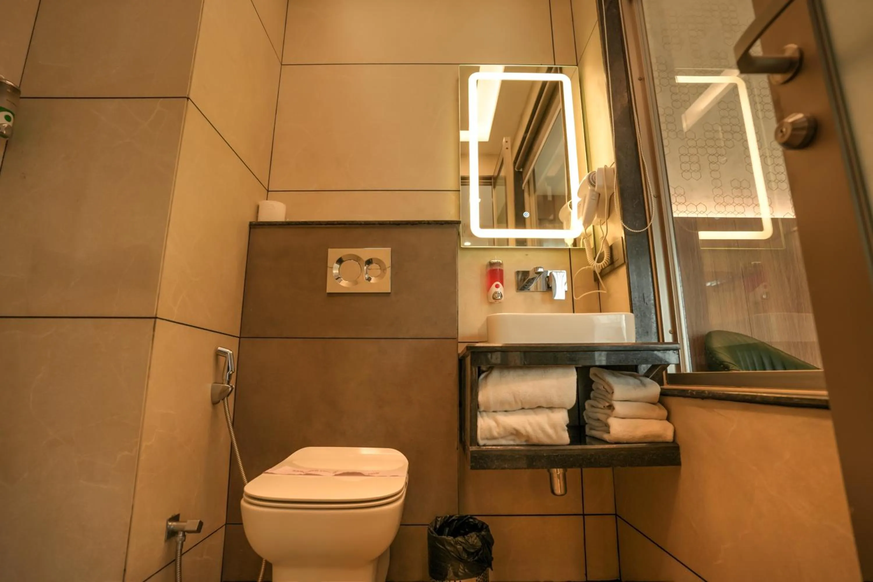 Bathroom in Hotel Rj