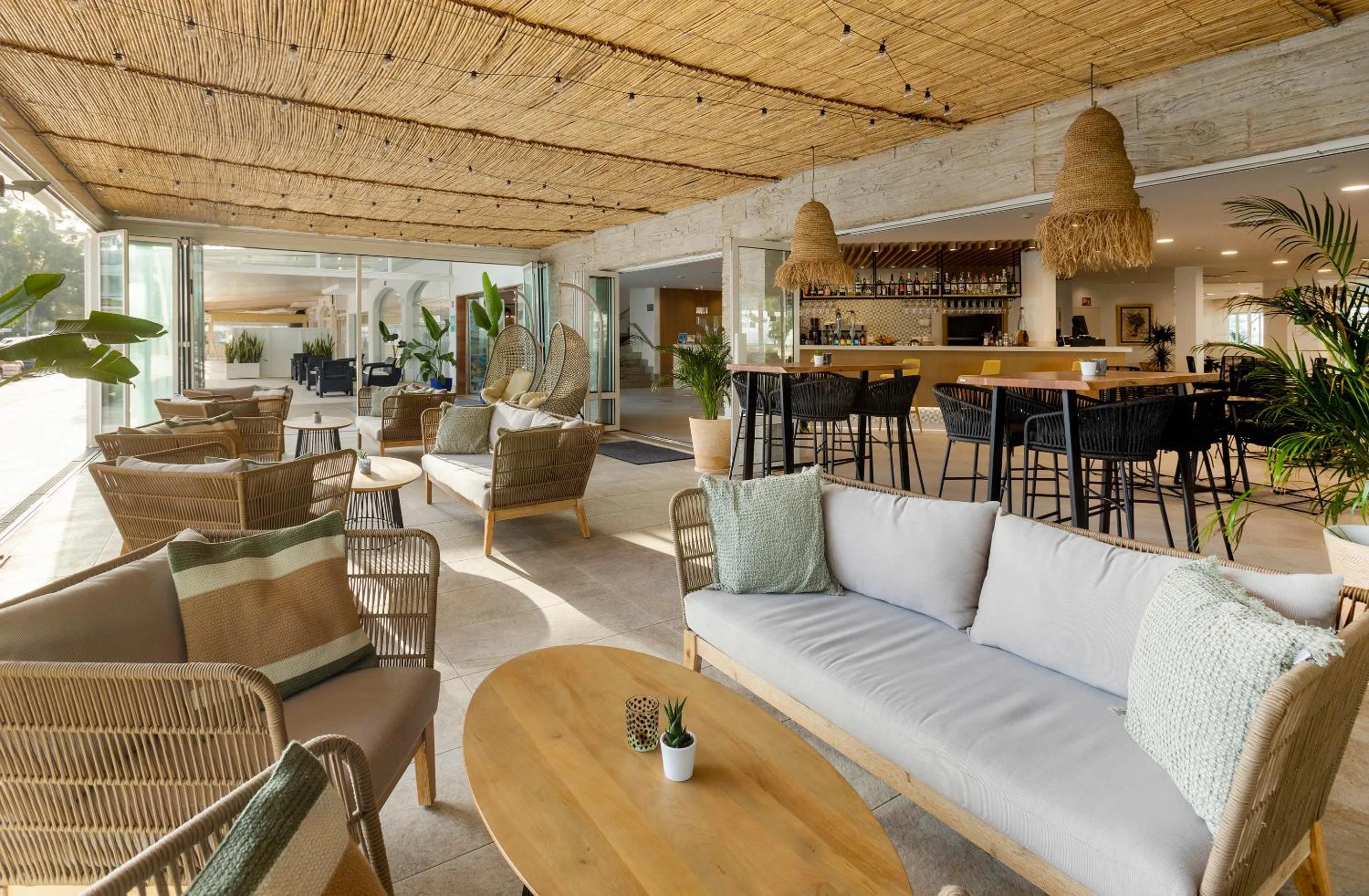 Lounge or bar in Universal Aparthotel Elisa