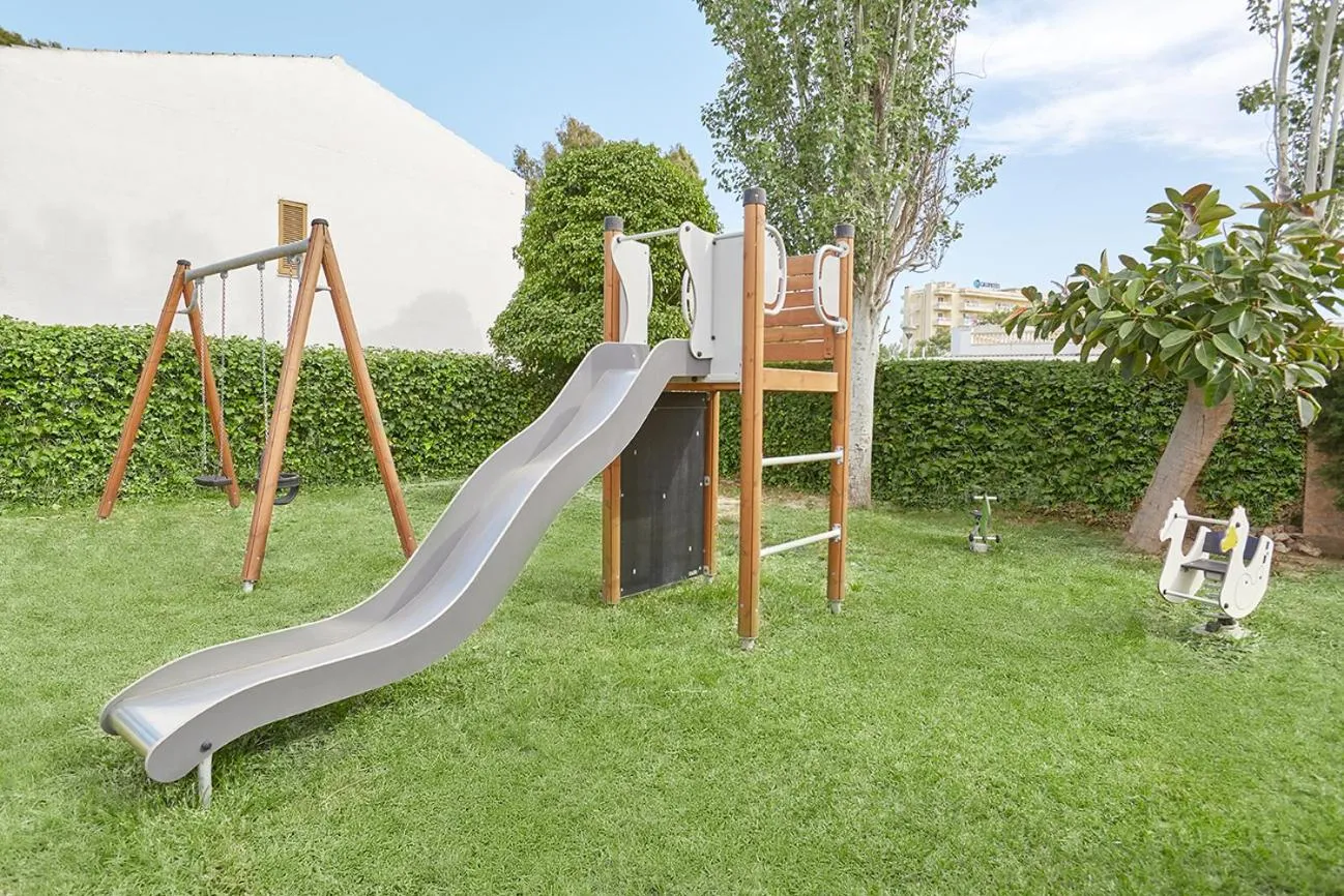 Game Room in Universal Aparthotel Elisa