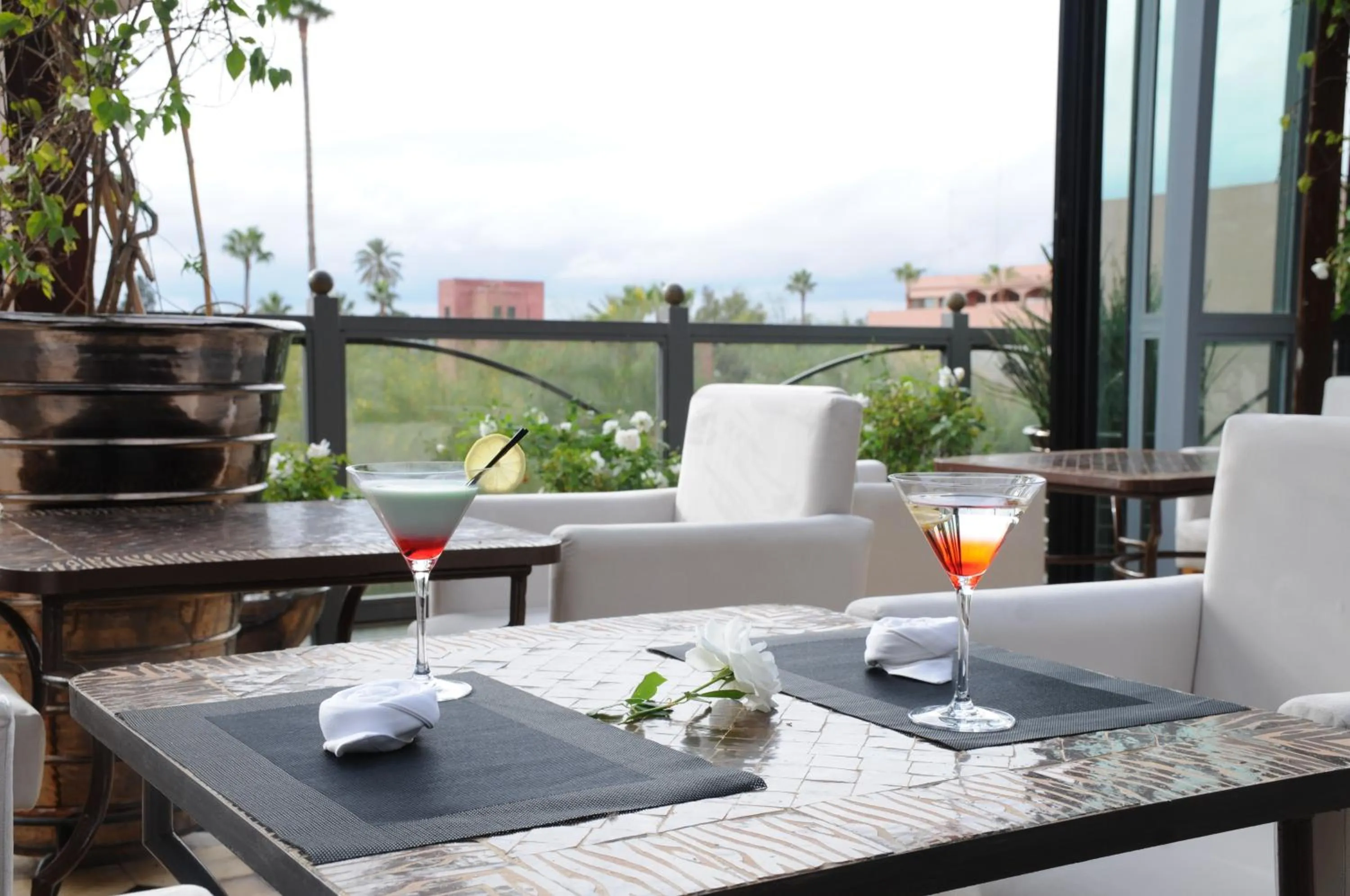 Restaurant/places to eat in Riad Wow