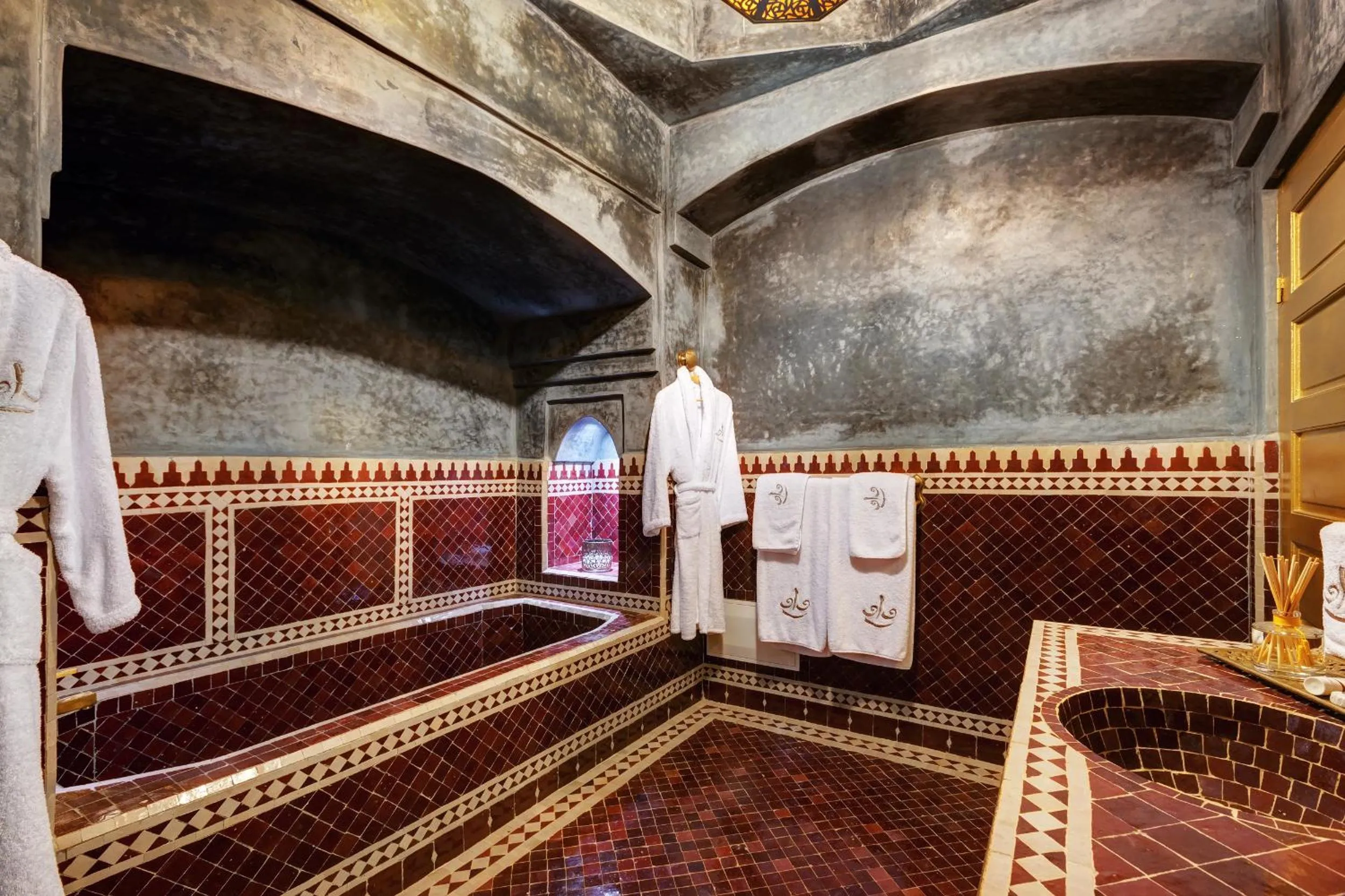 Bathroom, Bed in Riad Wow