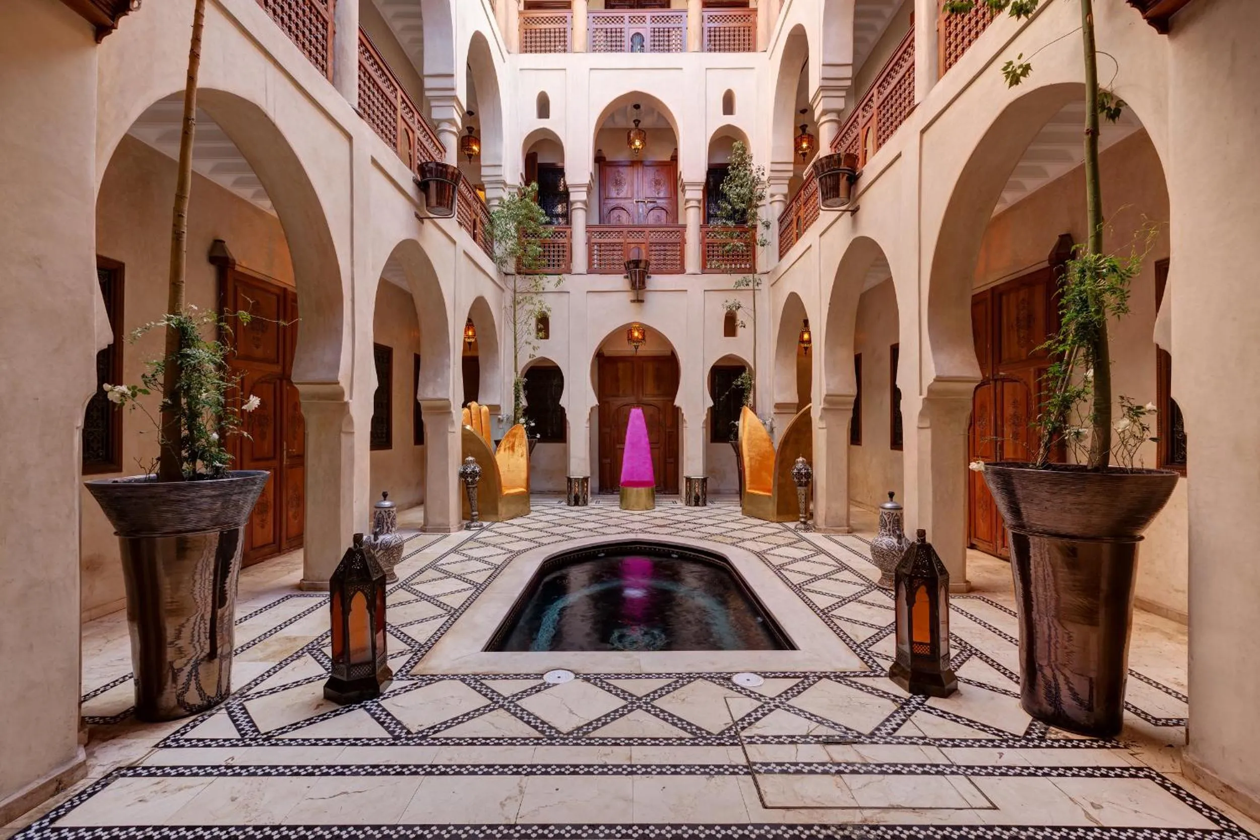 Swimming pool in Riad Wow
