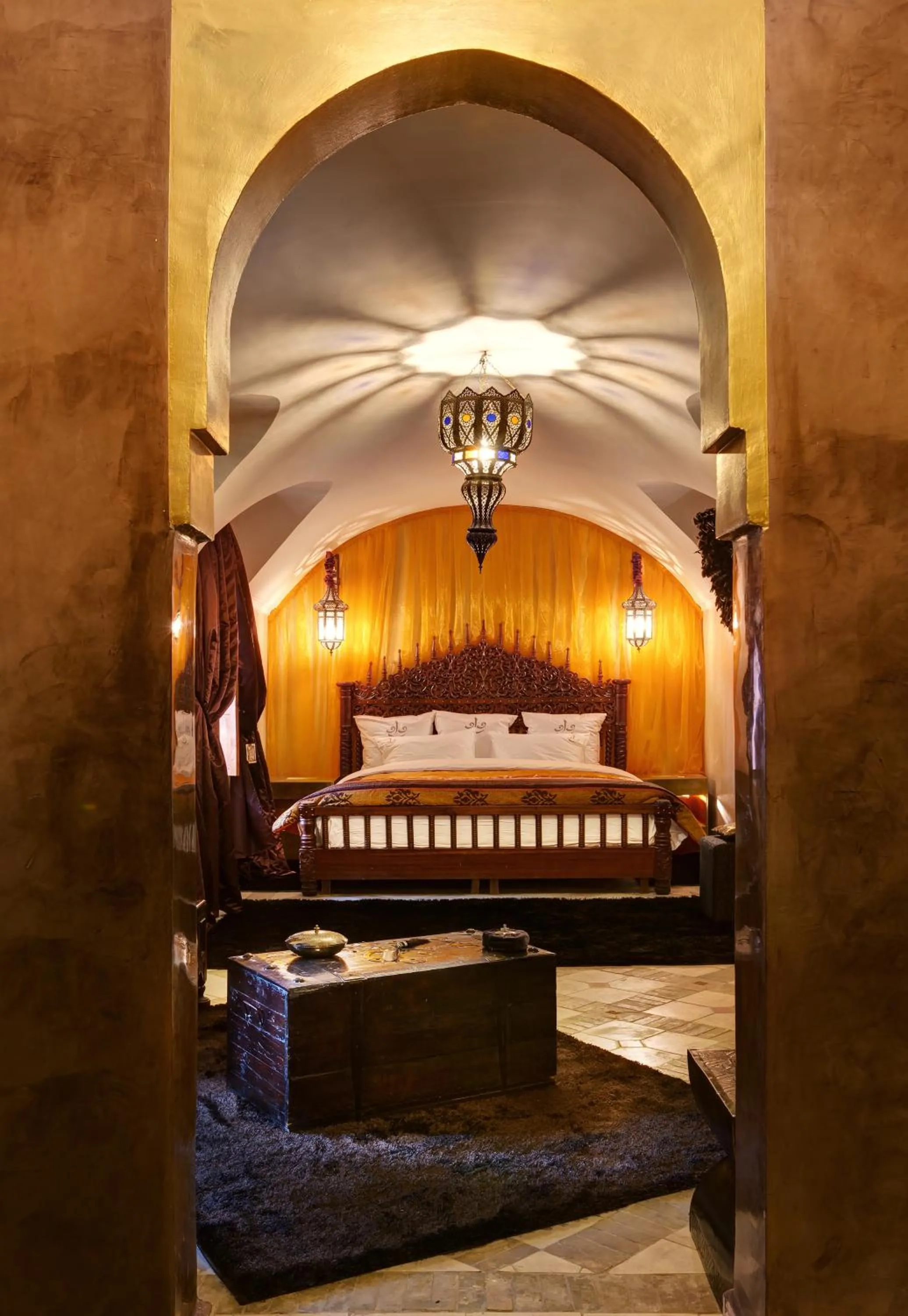 Photo of the whole room, Bed in Riad Wow