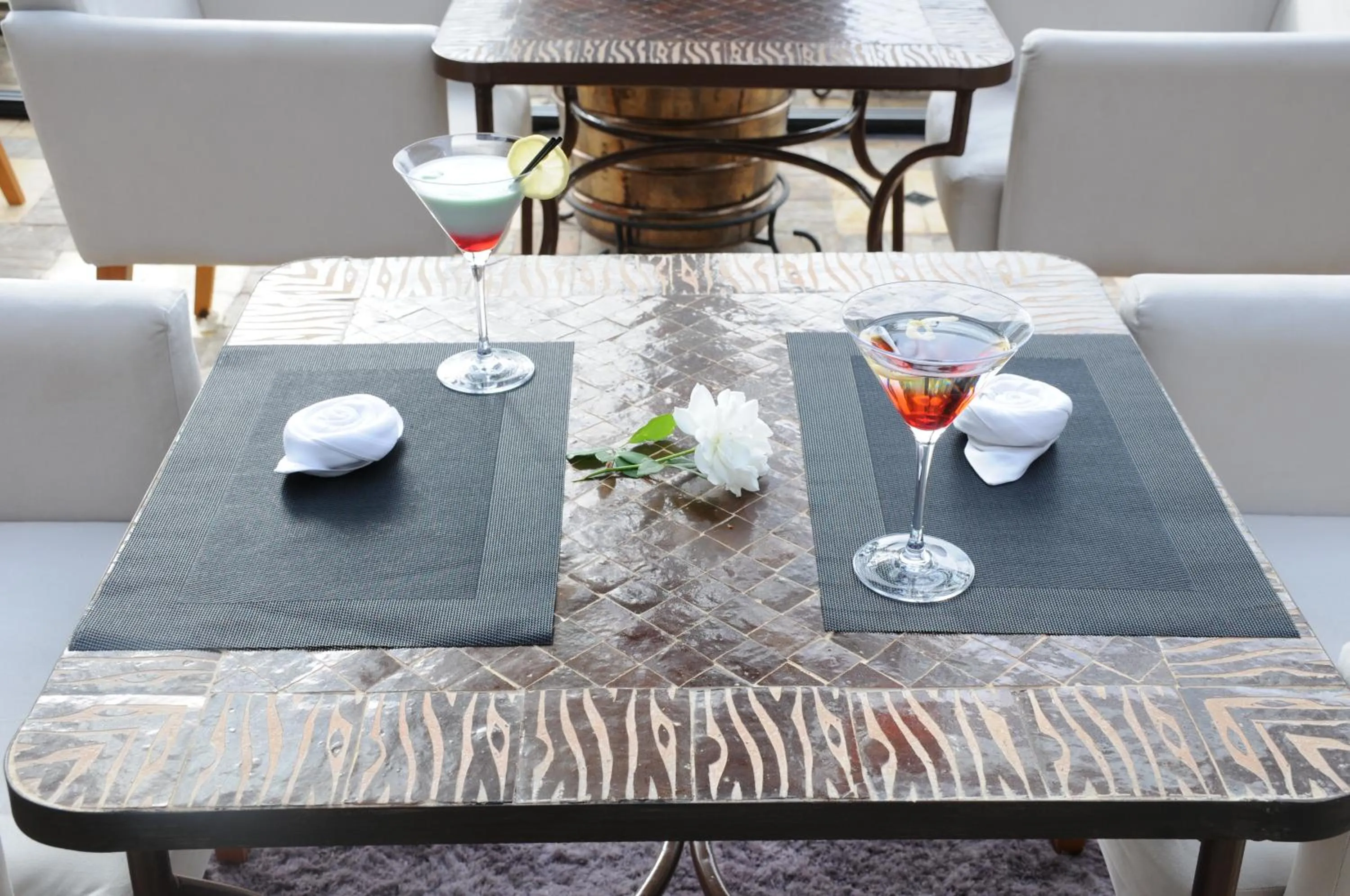 Alcoholic drinks in Riad Wow