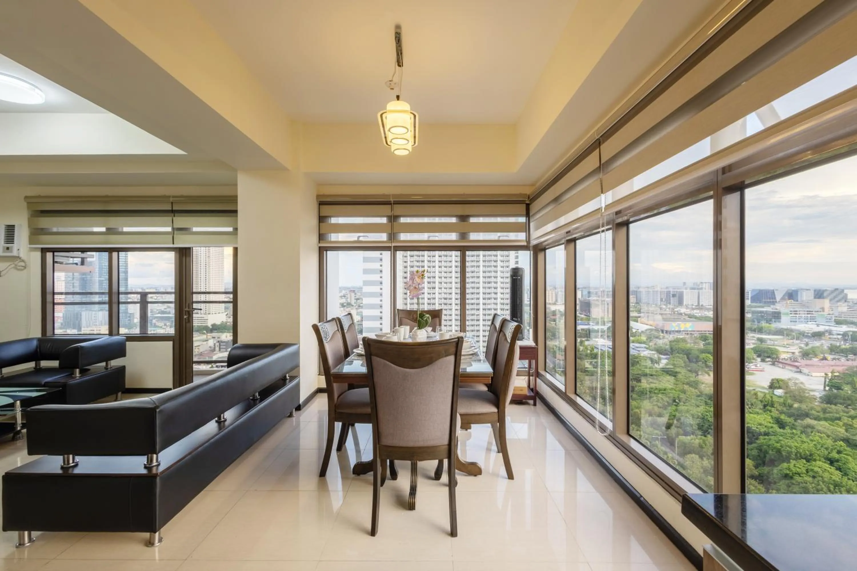 Dining area in The Radiance Manila Bay