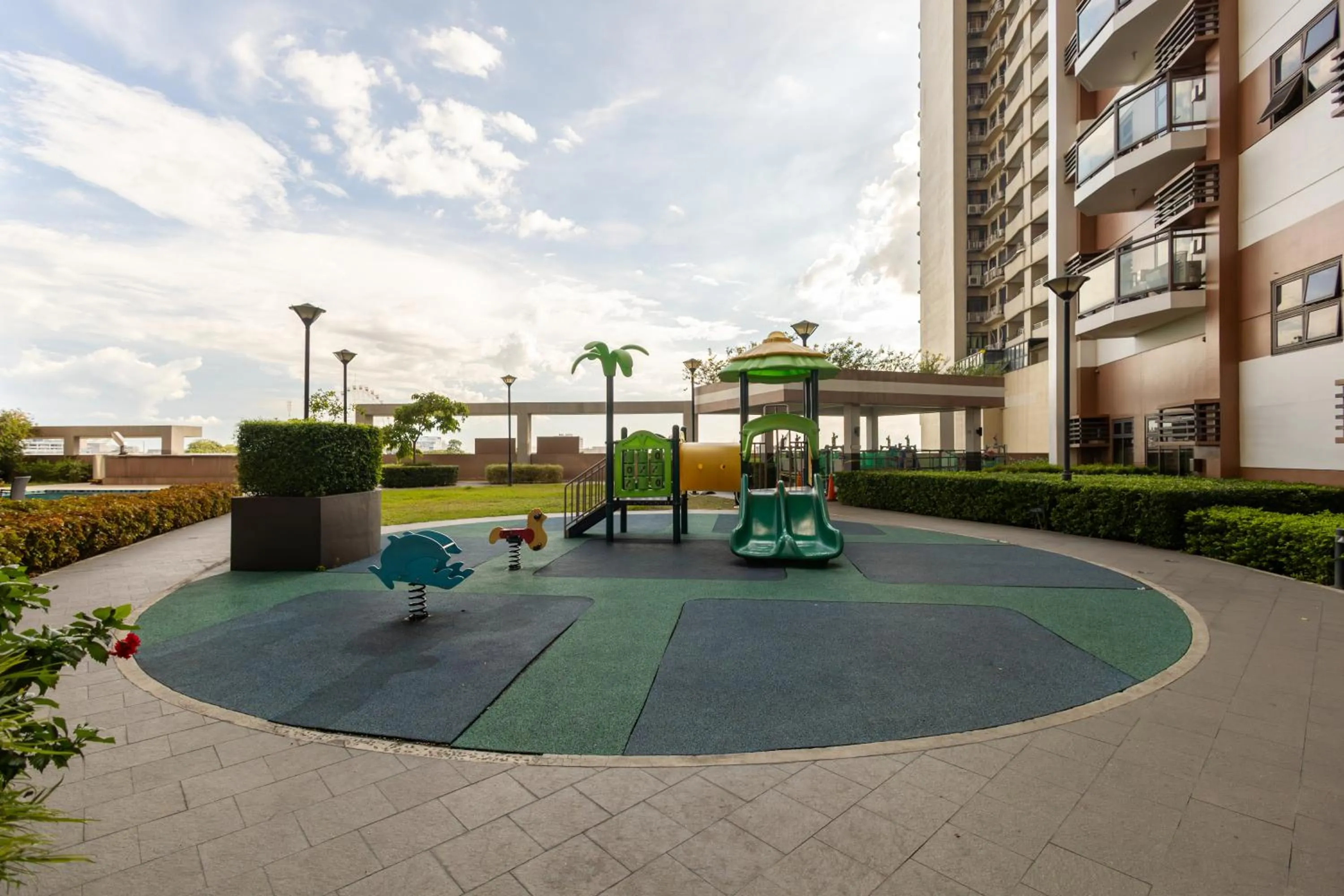 Children play ground in The Radiance Manila Bay
