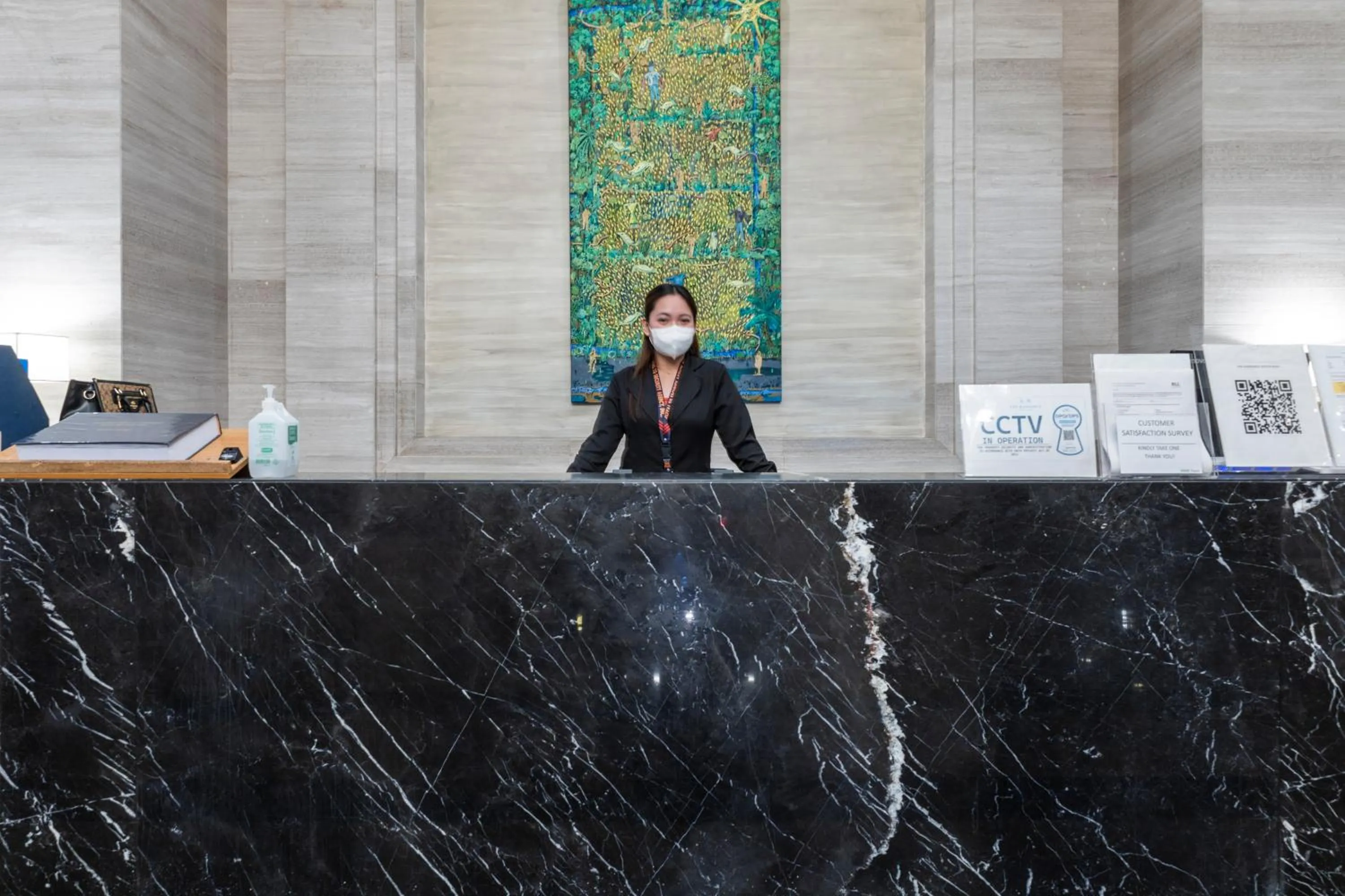 Lobby or reception in The Radiance Manila Bay