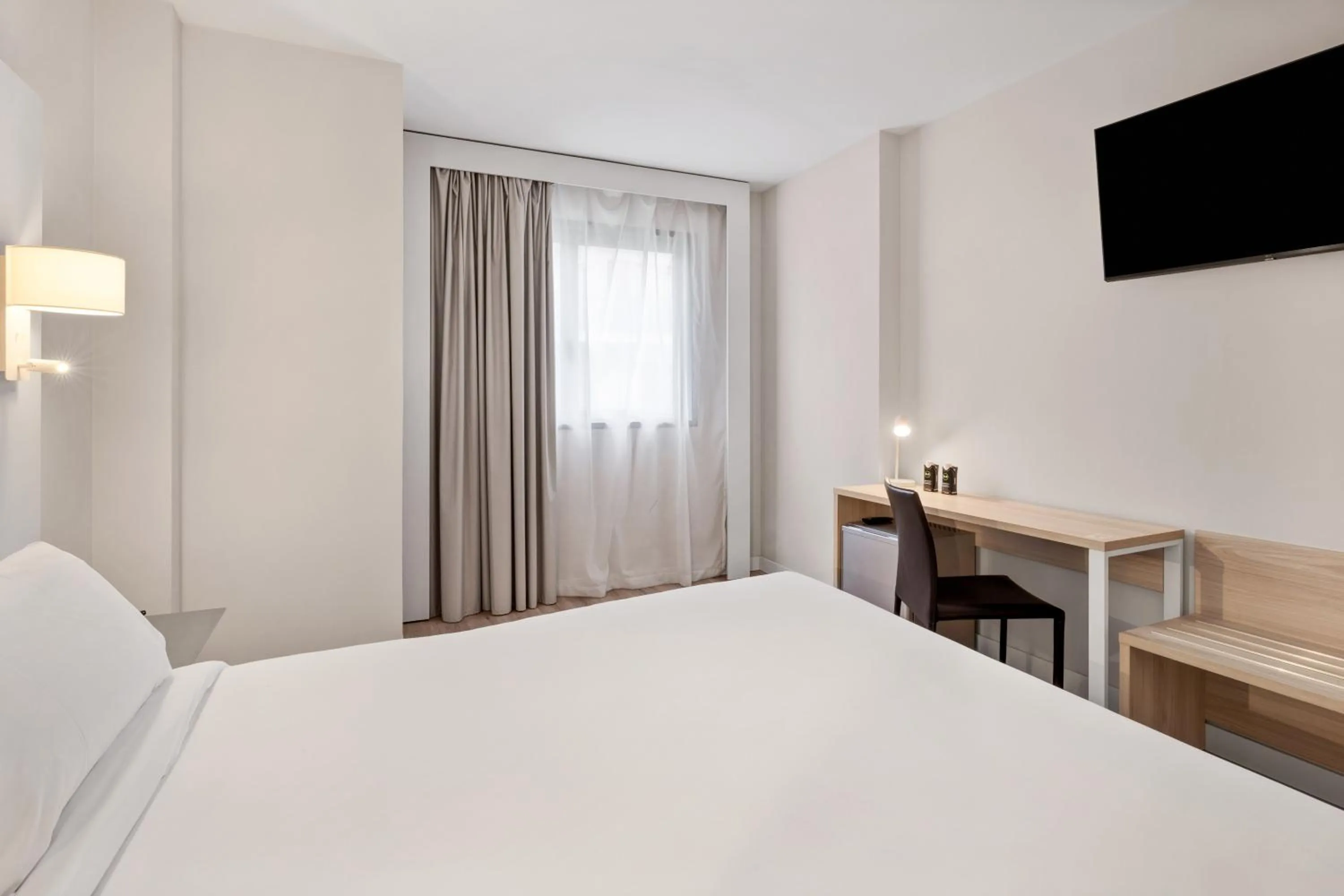 Bed in B&B HOTEL Ciudad de Lleida