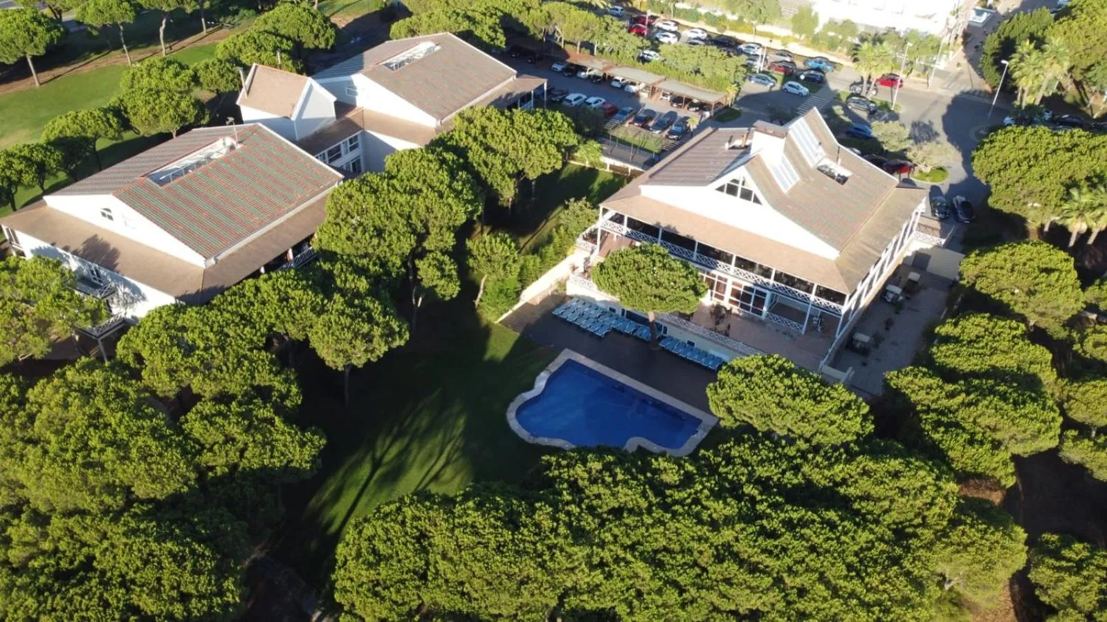 Property building in Hotel Nuevo Portil Golf