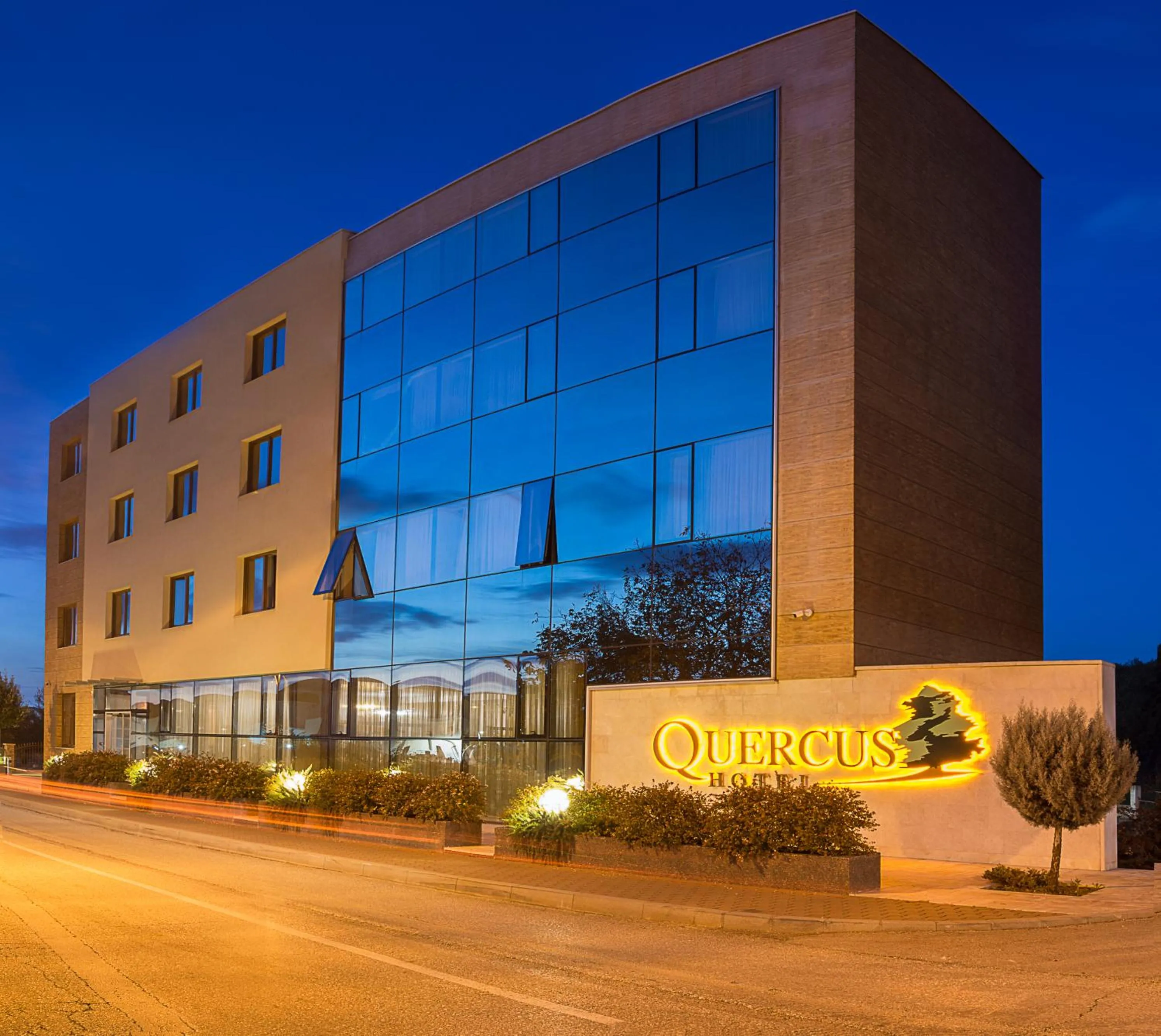 Hotel Quercus