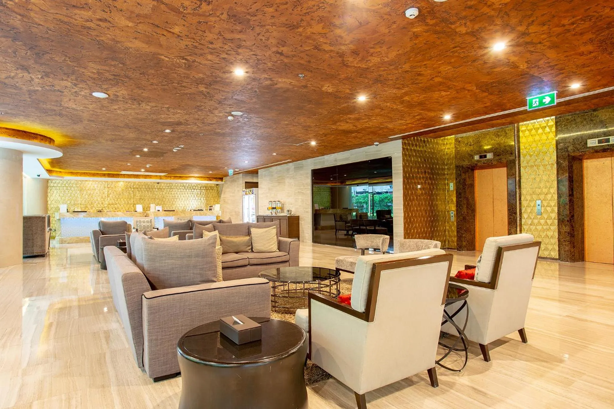 Graceland Bangkok by Grace Hotel - SHA Extra Plus