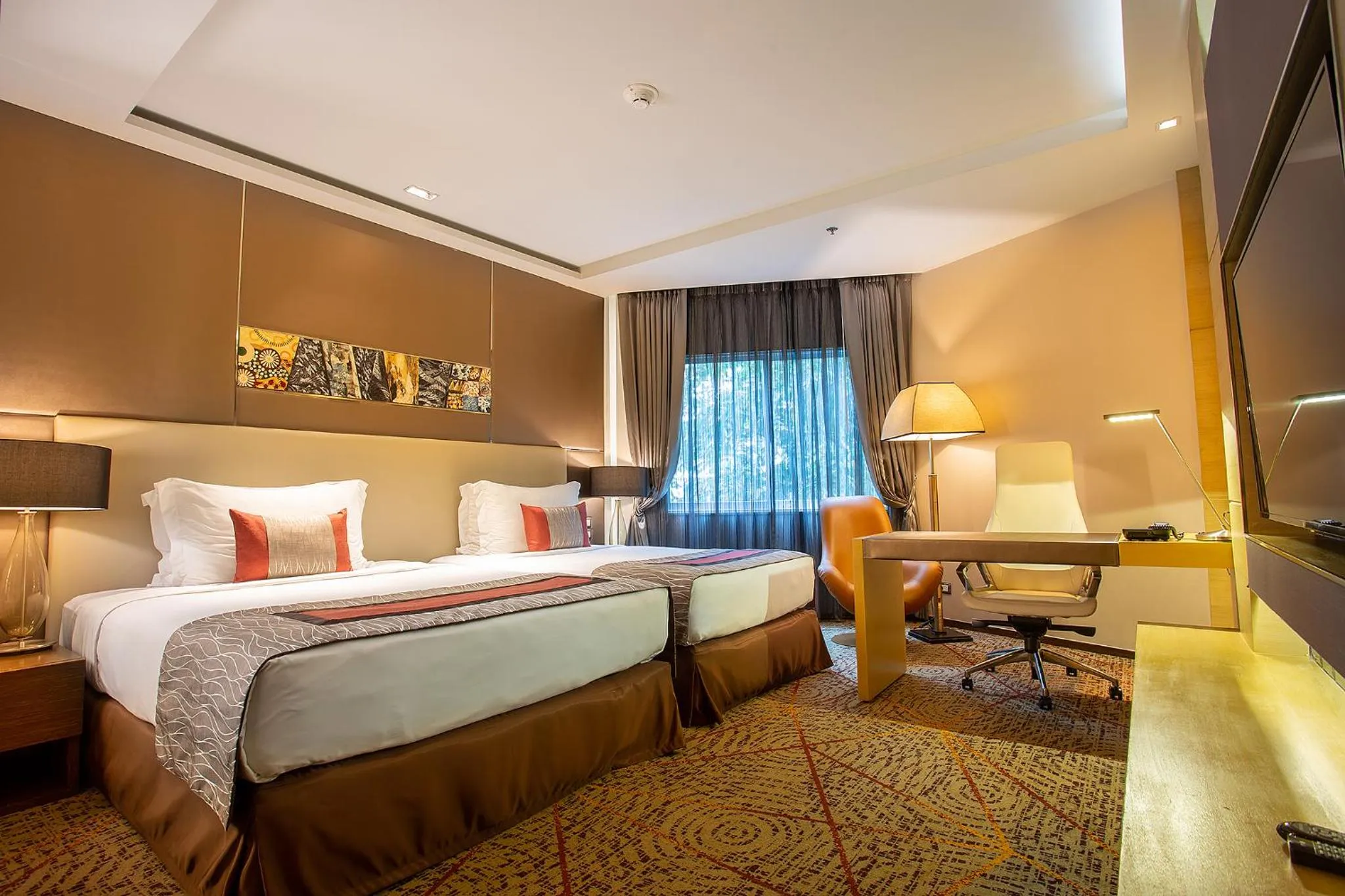 Bed in Graceland Bangkok by Grace Hotel - SHA Extra Plus