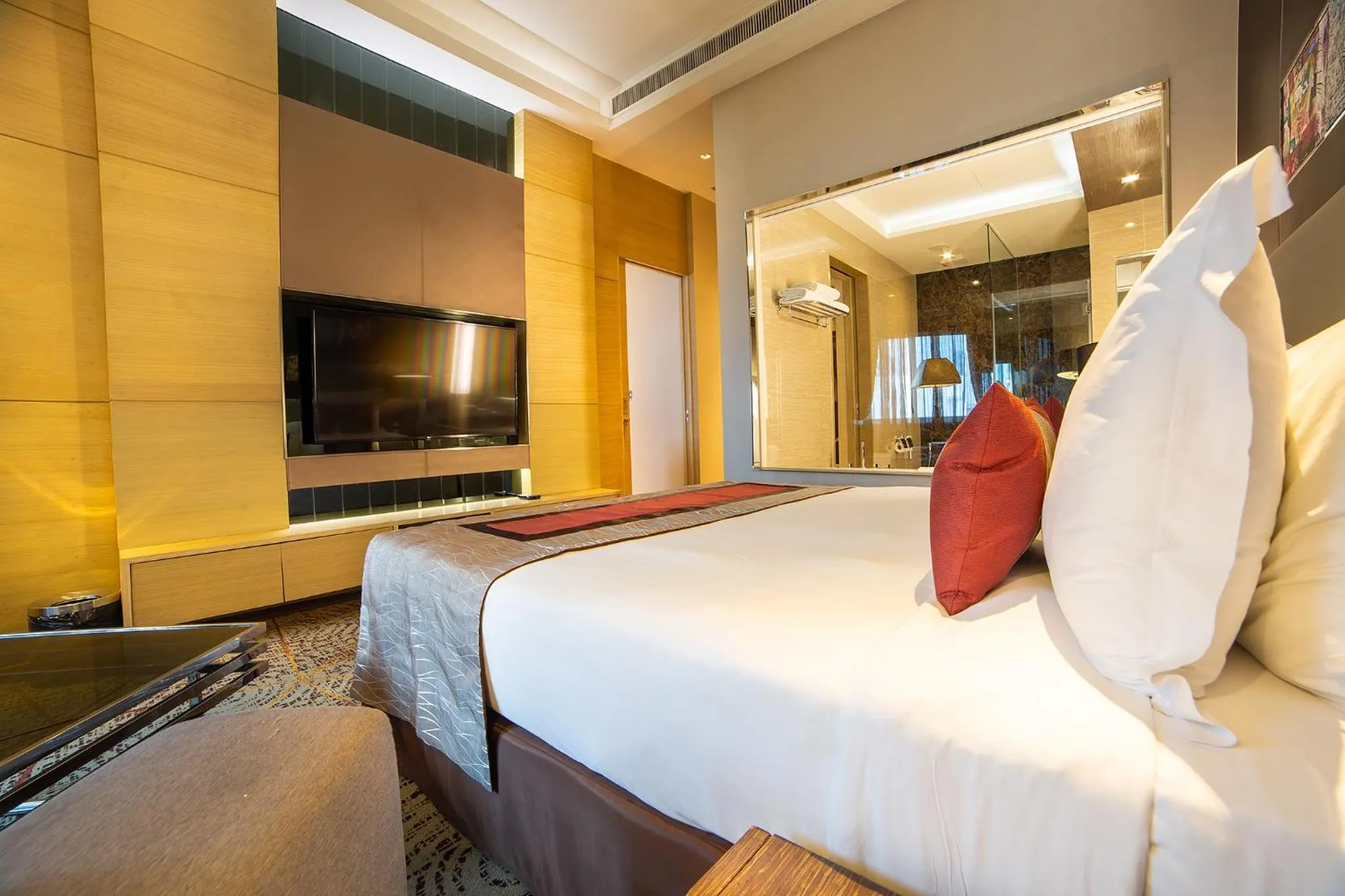 Bed in Graceland Bangkok by Grace Hotel - SHA Extra Plus