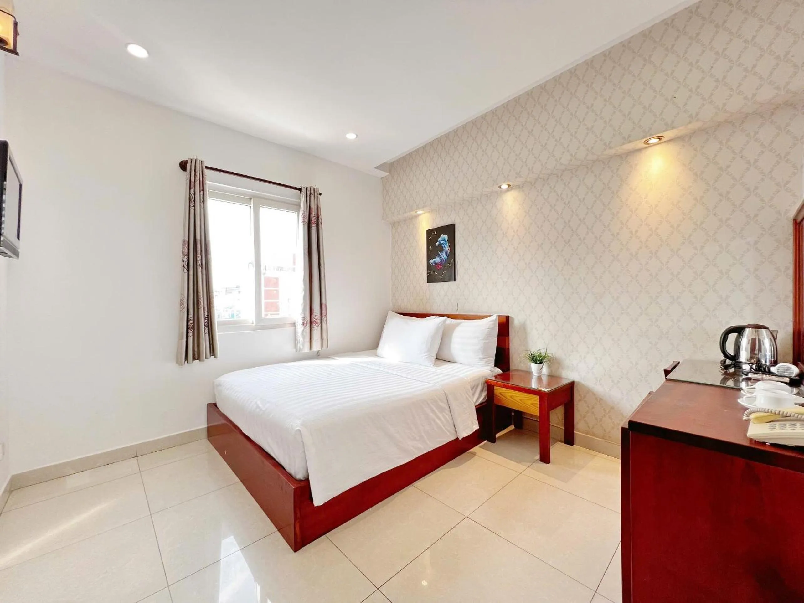 Property building, Bed in SaiGon Europe Hotel