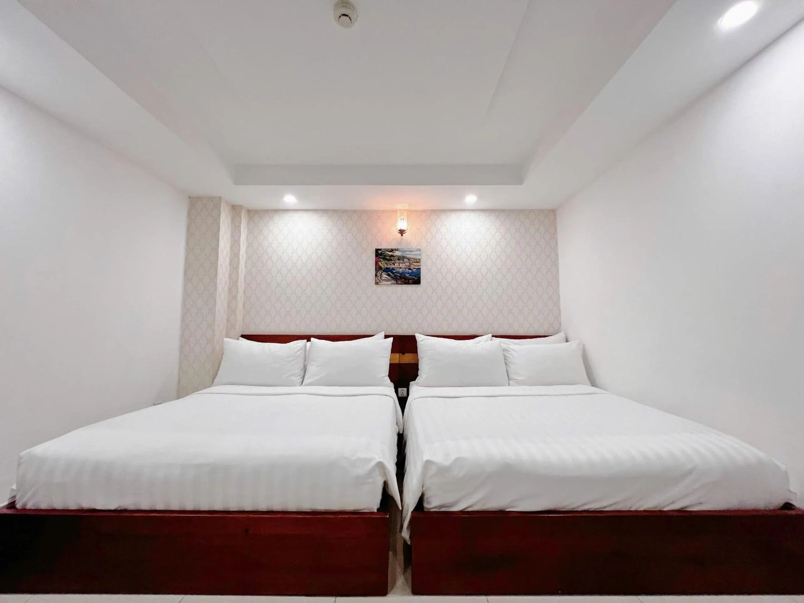 Property building, Bed in SaiGon Europe Hotel