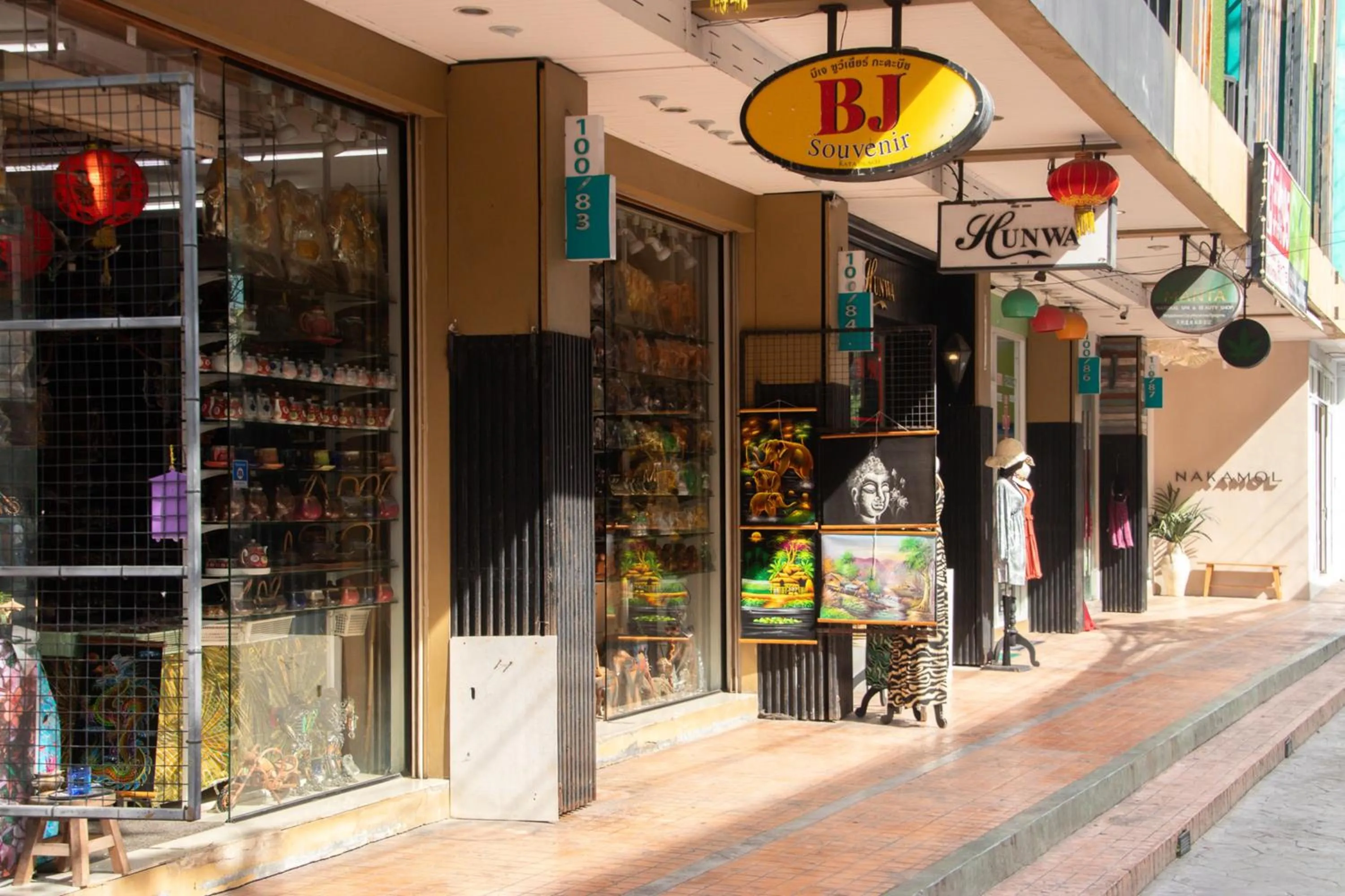 Area and facilities in The Blue Pearl Kata Hotel