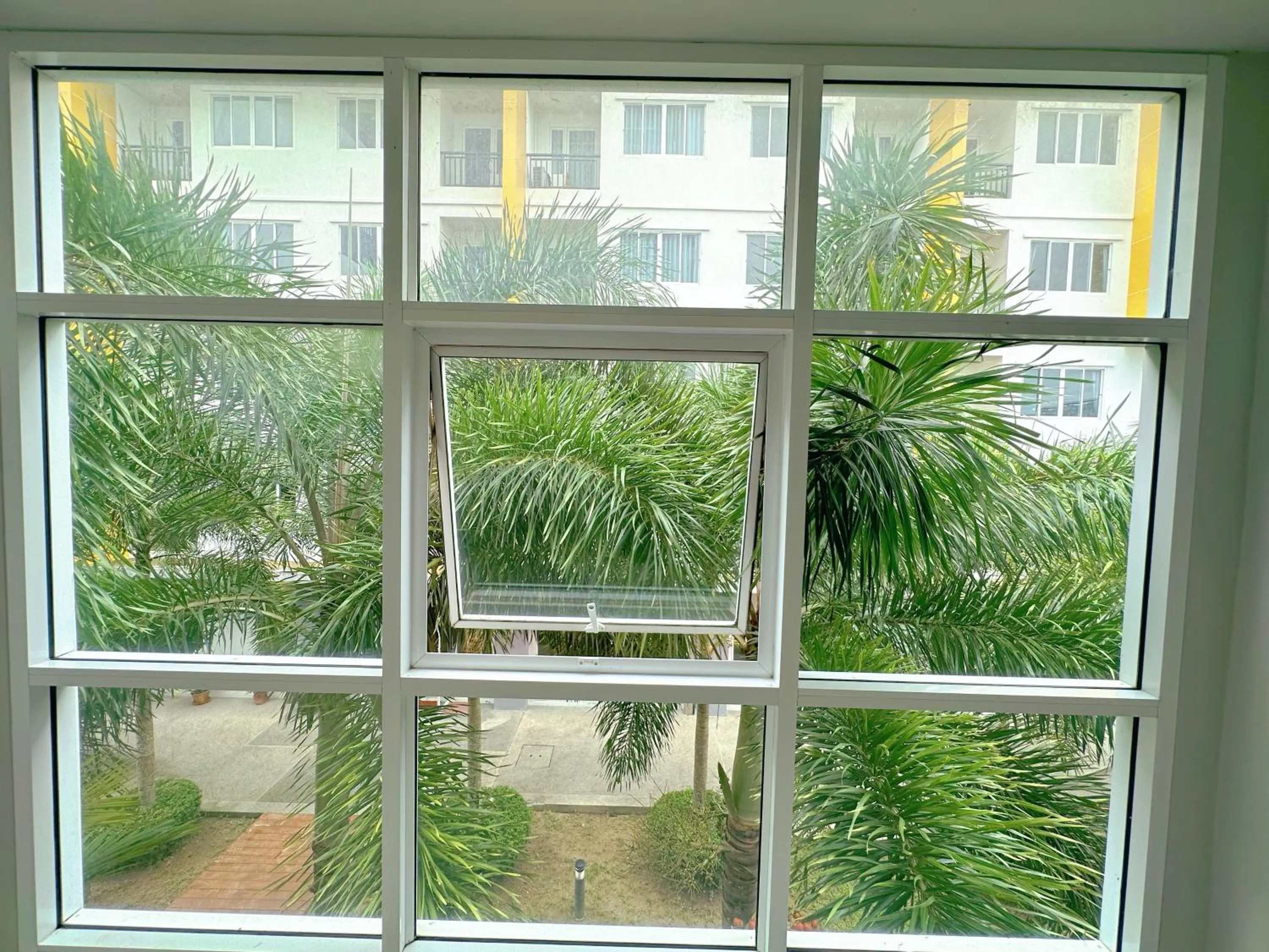 Spring in Ahad Suite Aonang