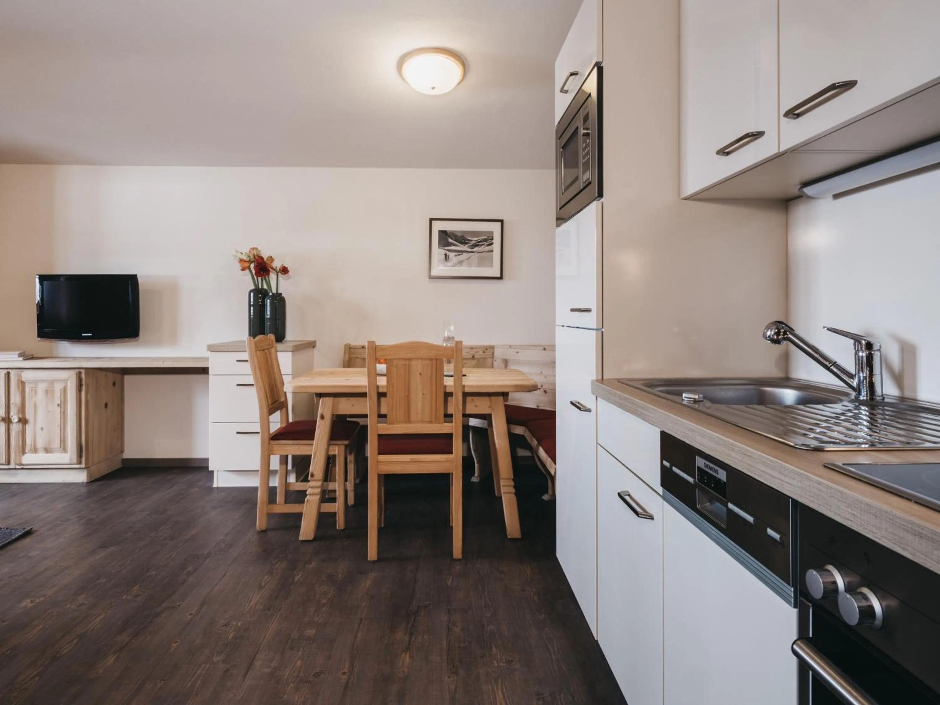 Kitchen or kitchenette in VAYA Post Saalbach