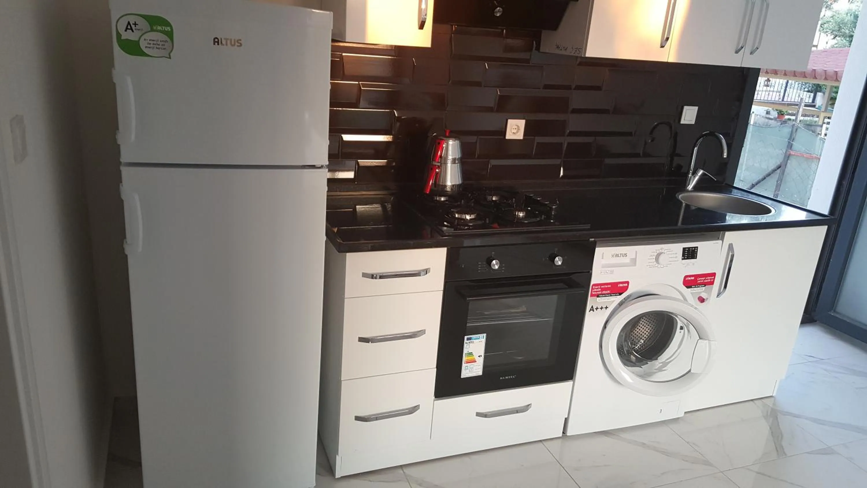 Kitchen or kitchenette in Çeşme holiday homes