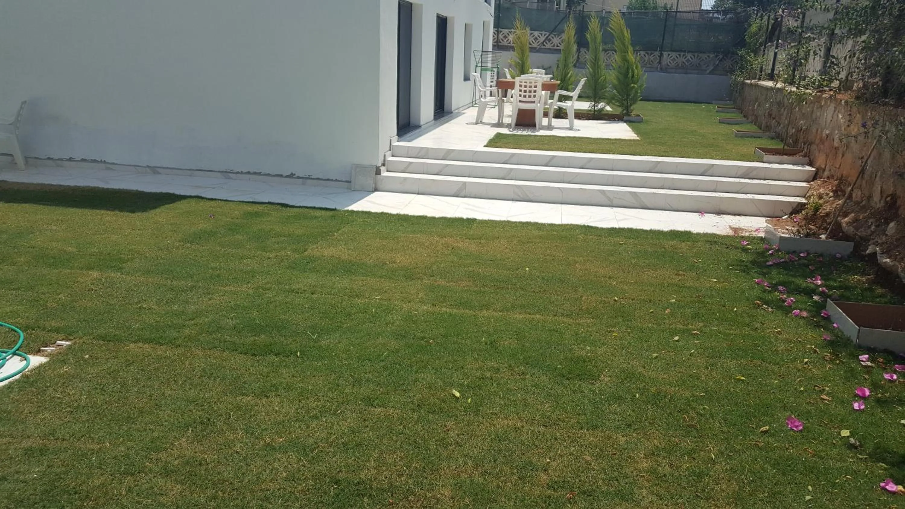 Garden in Çeşme holiday homes