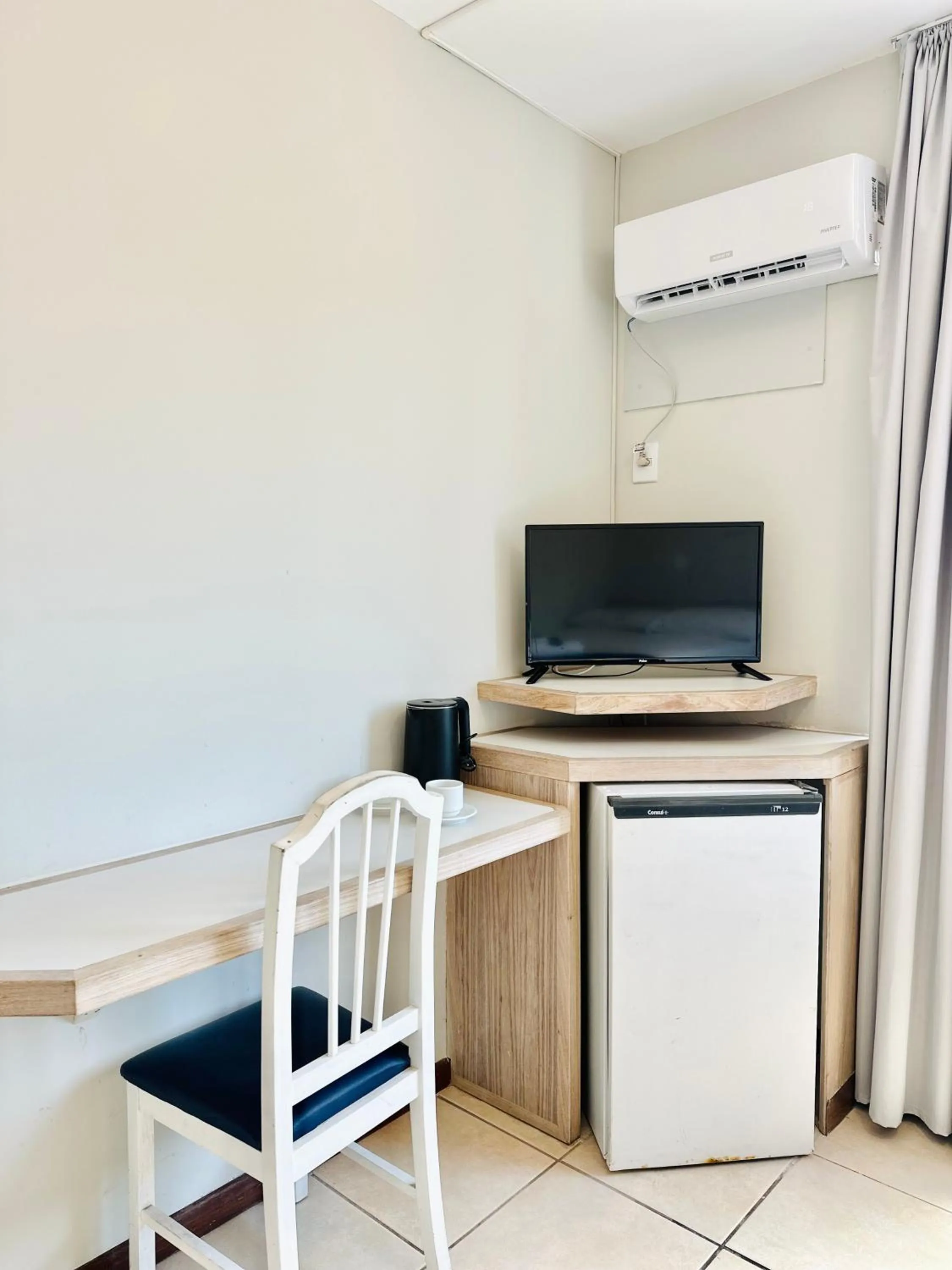 Bedroom in Gaivotas Praia Hotel