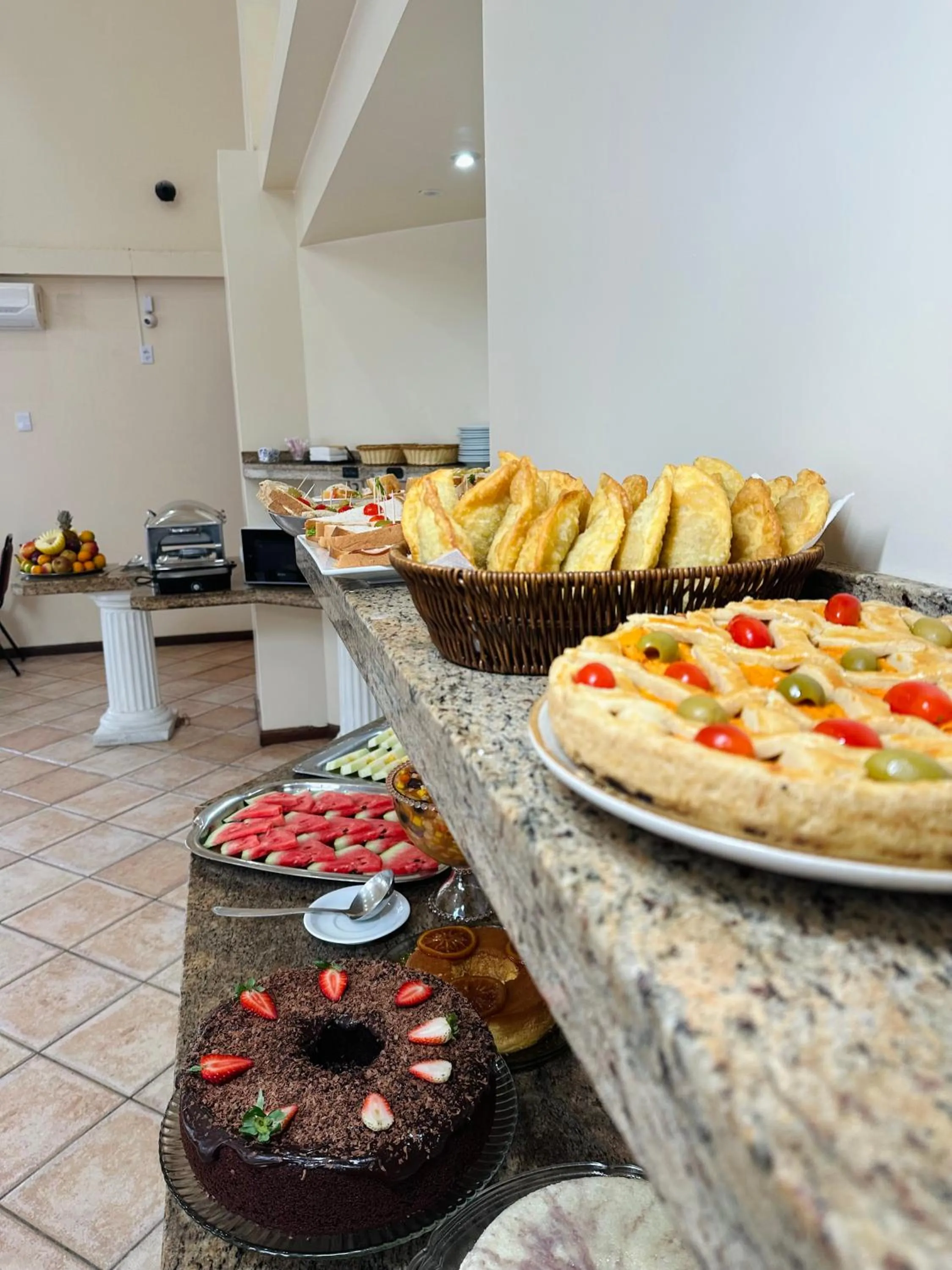 Breakfast in Gaivotas Praia Hotel