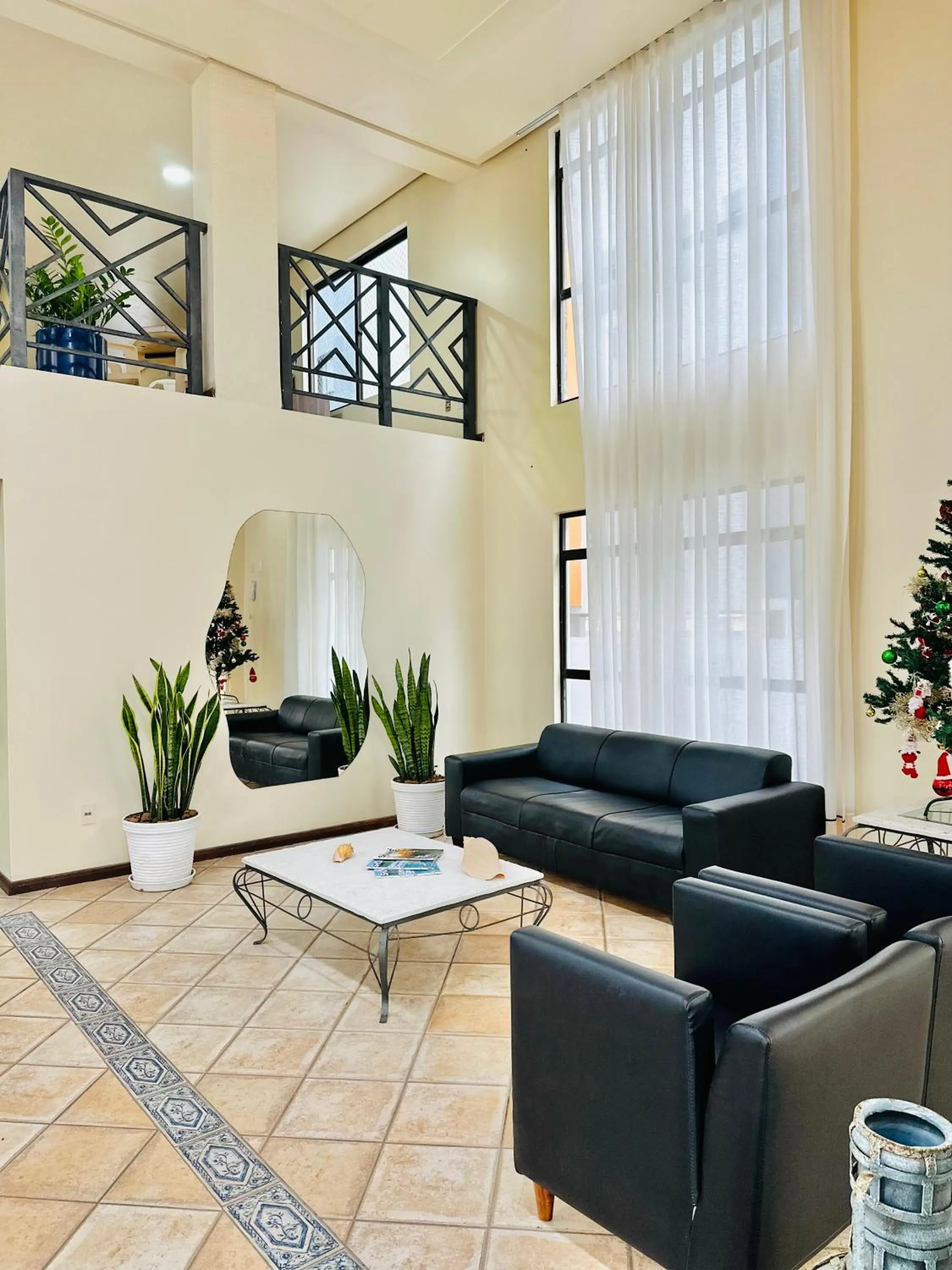 Lobby or reception in Gaivotas Praia Hotel