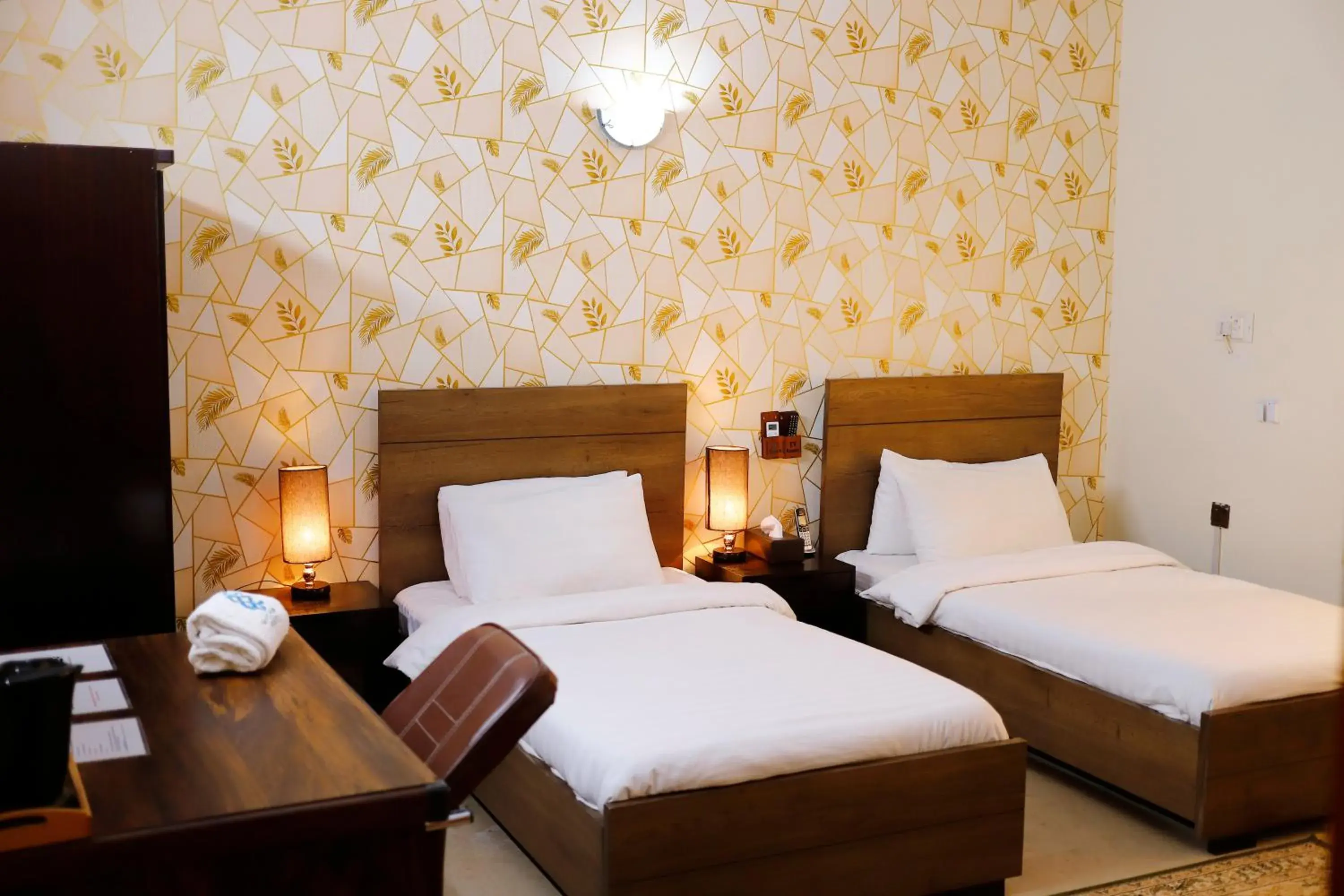 Deluxe Twin Room in Waypoint Hotel Deluxe Twin Room in Waypoint Hotel