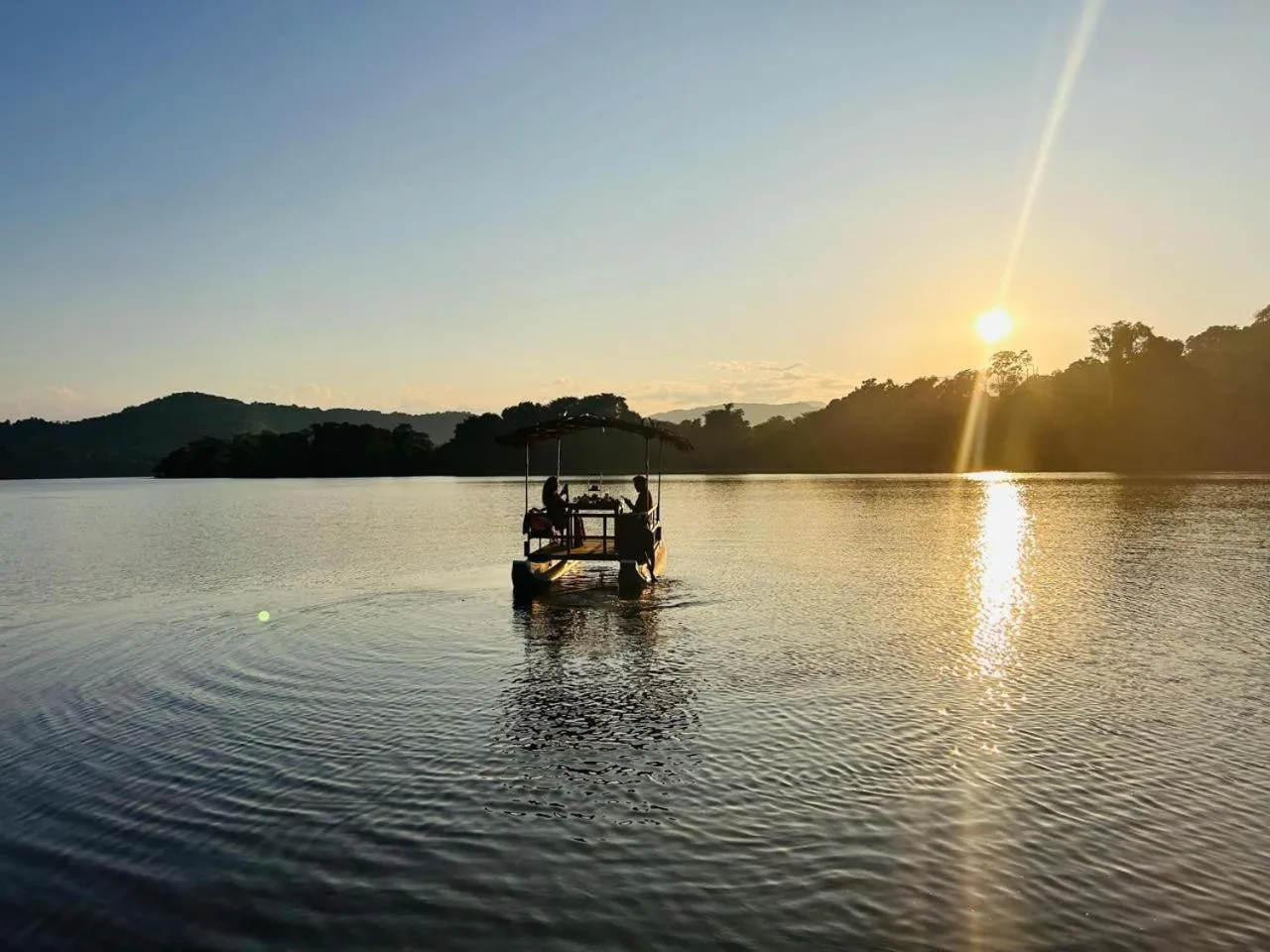 Lake view in Mapakada Village - Mahiyanganaya