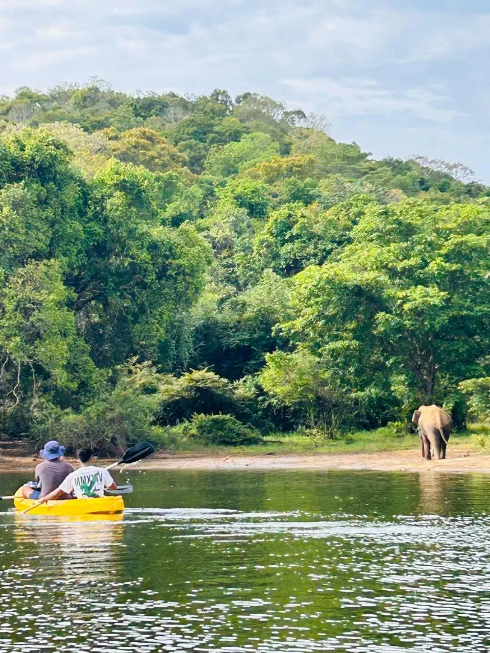 People in Mapakada Village - Mahiyanganaya