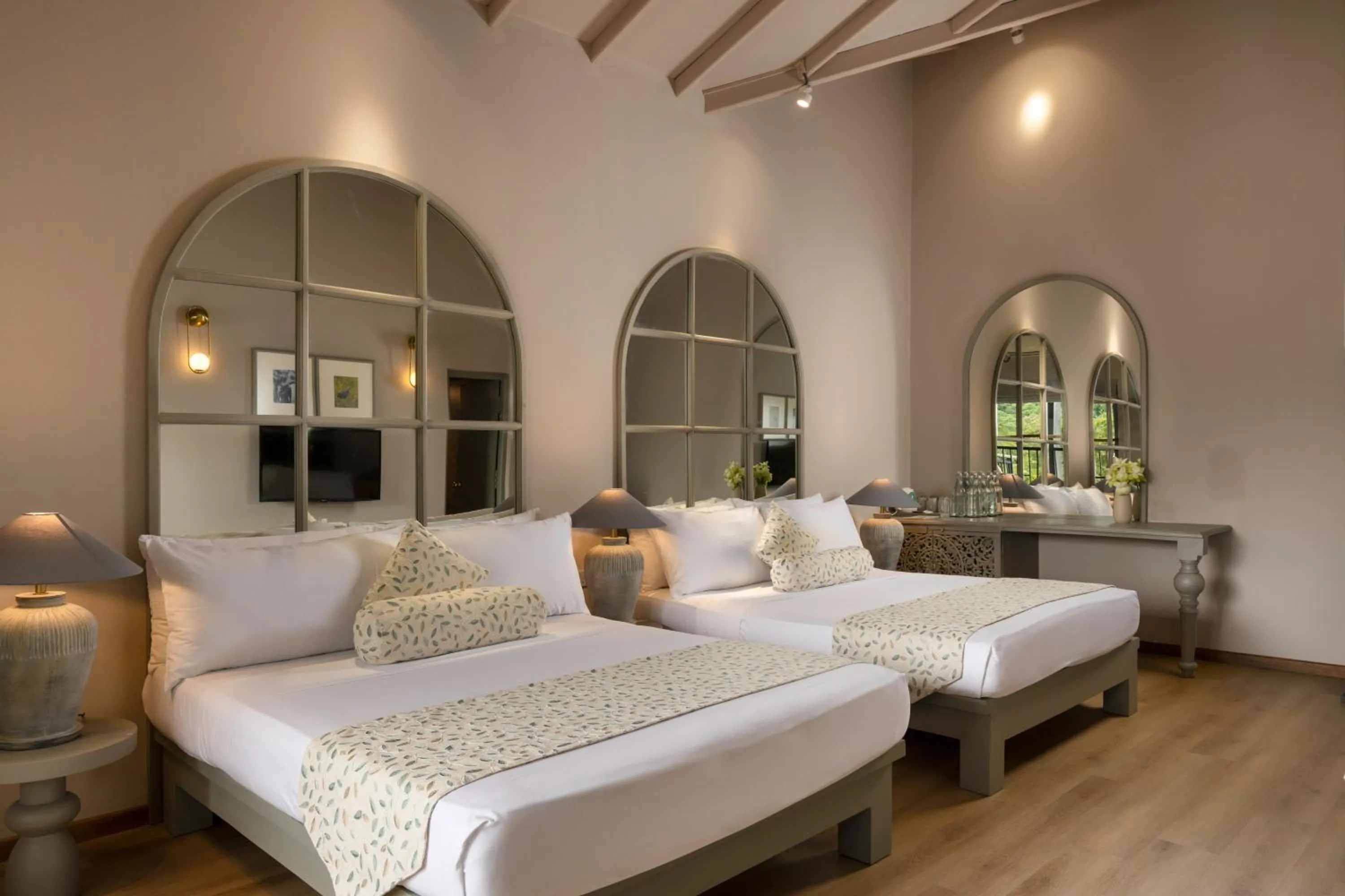 Bed in Mapakada Village - Mahiyanganaya