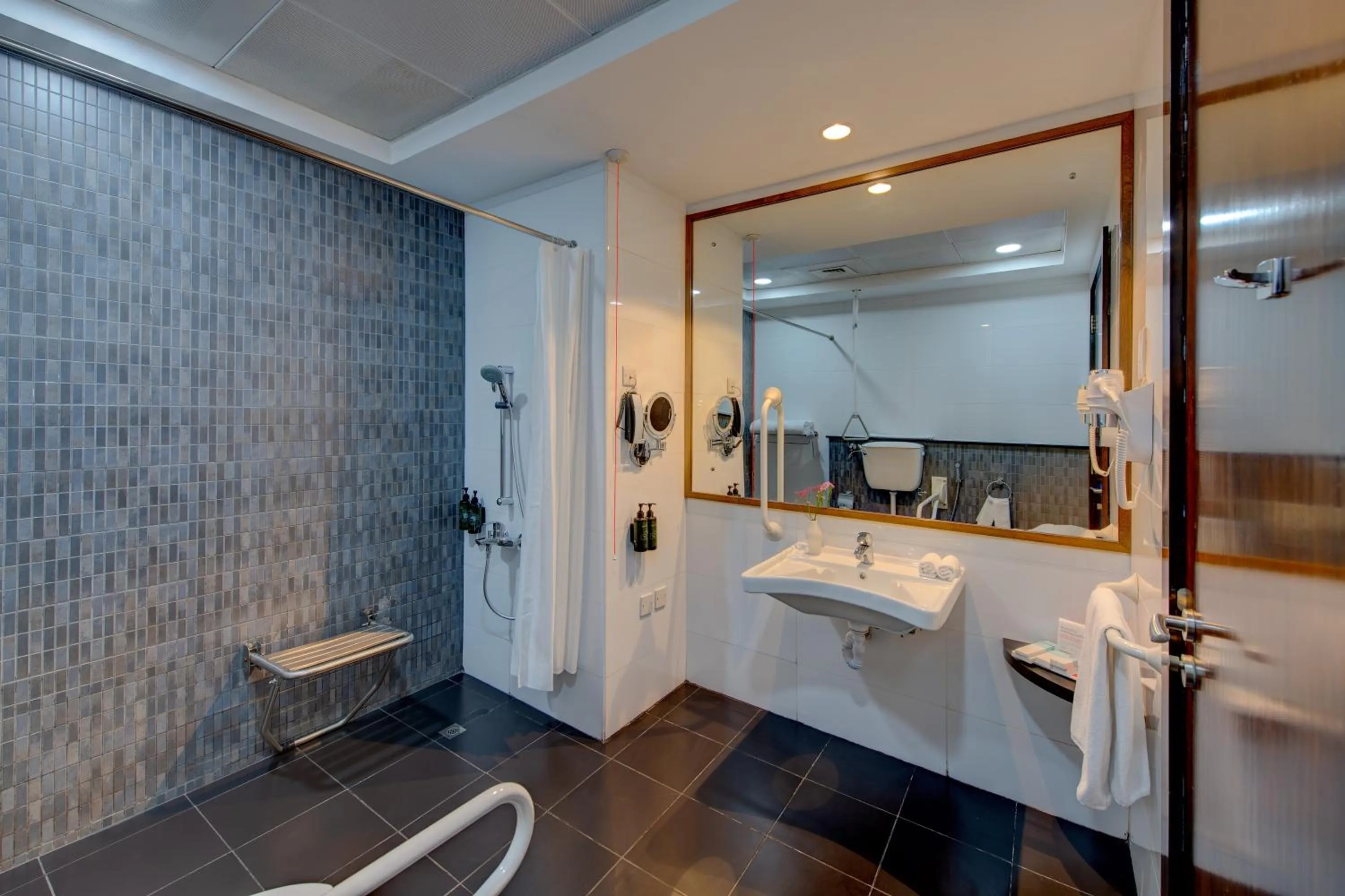 Bathroom in Ramada Abu Dhabi Corniche