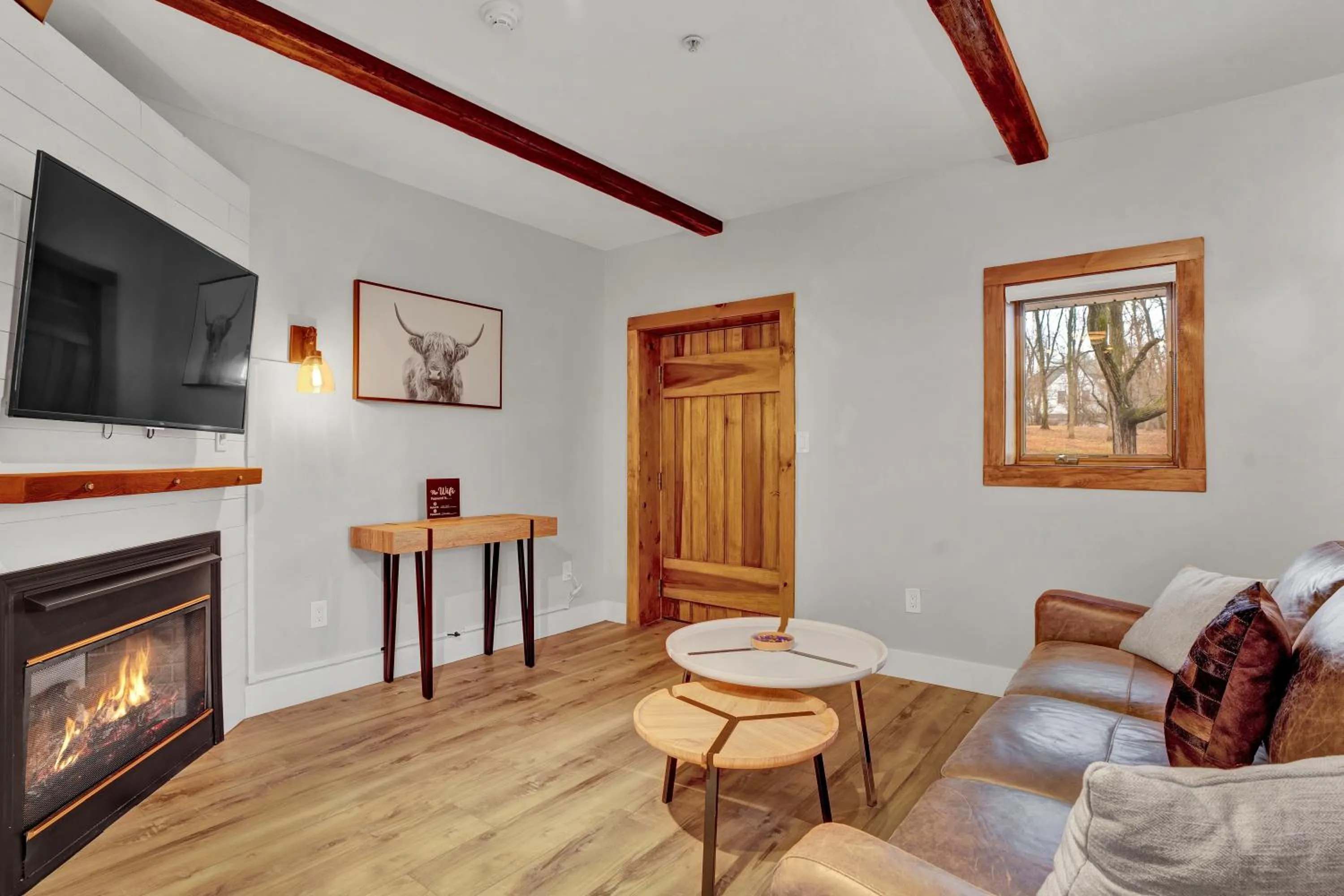 TV and multimedia in Chimney Hill Estate Inn