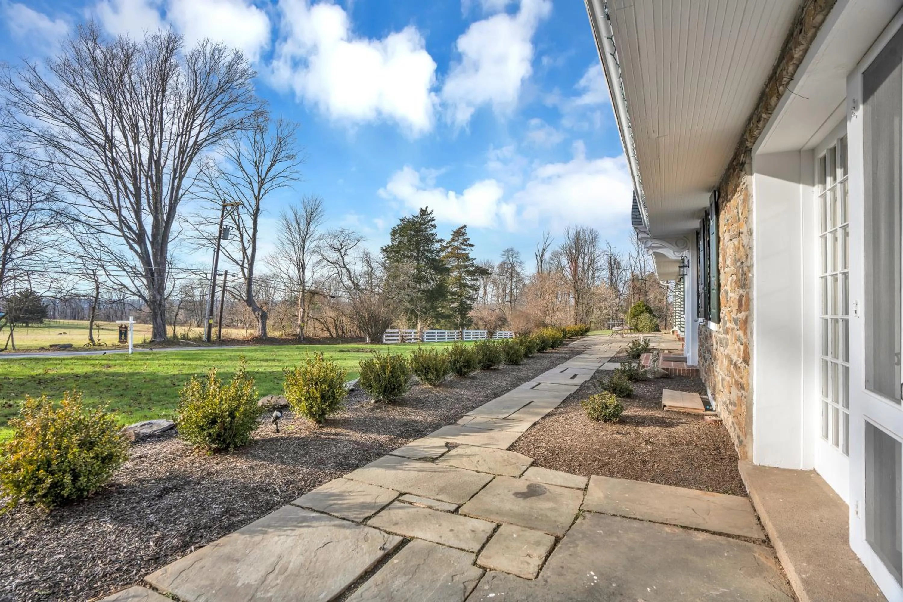 Property building in Chimney Hill Estate Inn