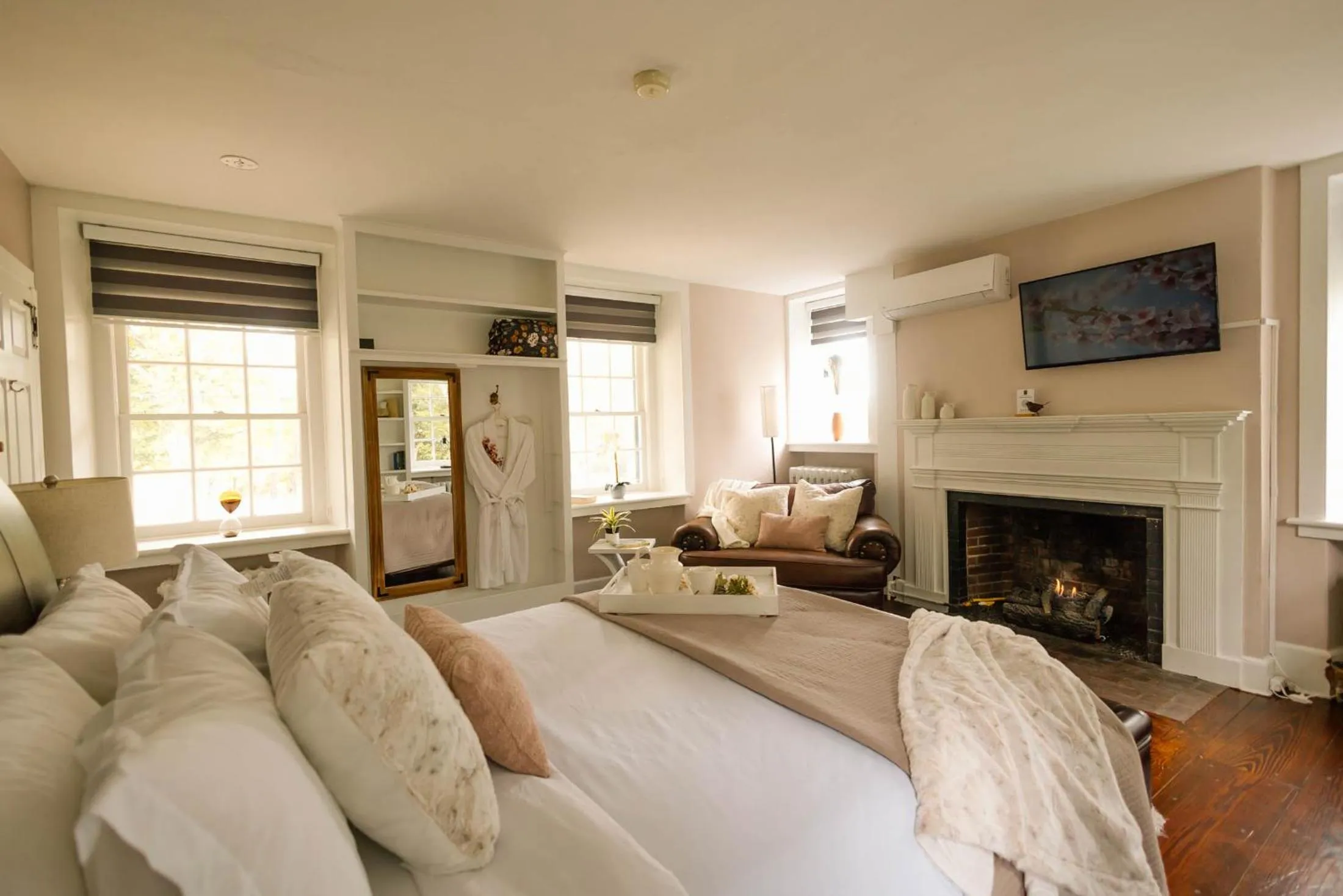 Bed in Chimney Hill Estate Inn