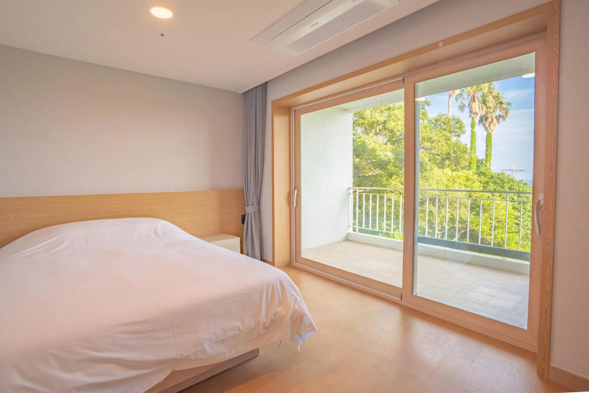 Bed in Seaore Resort