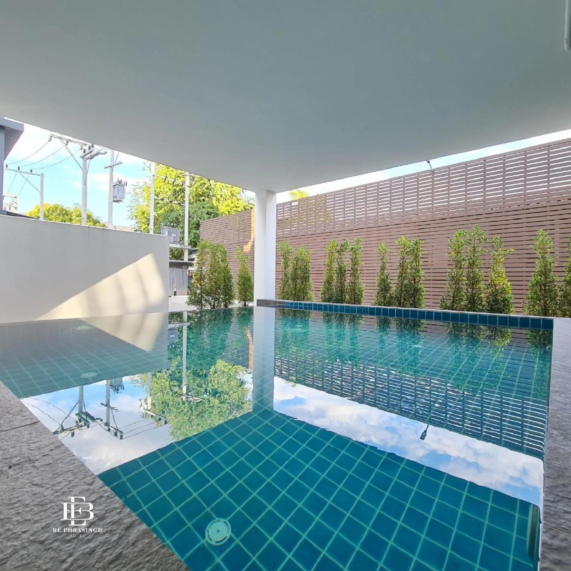 Swimming pool in Be Phrasingh Hotel Chiang Mai