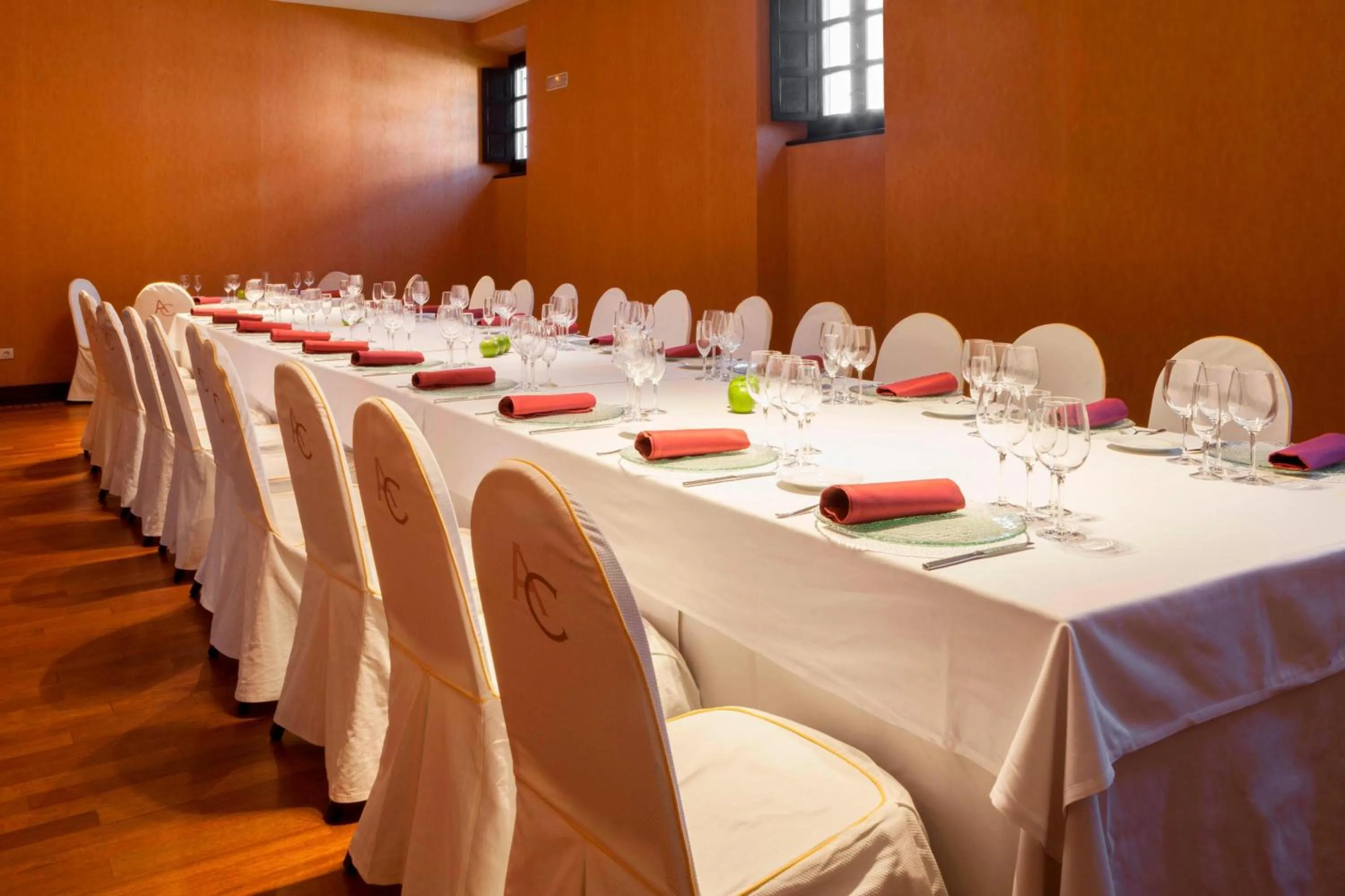 Lobby or reception in AC Hotel Palacio de Santa Ana by Marriott