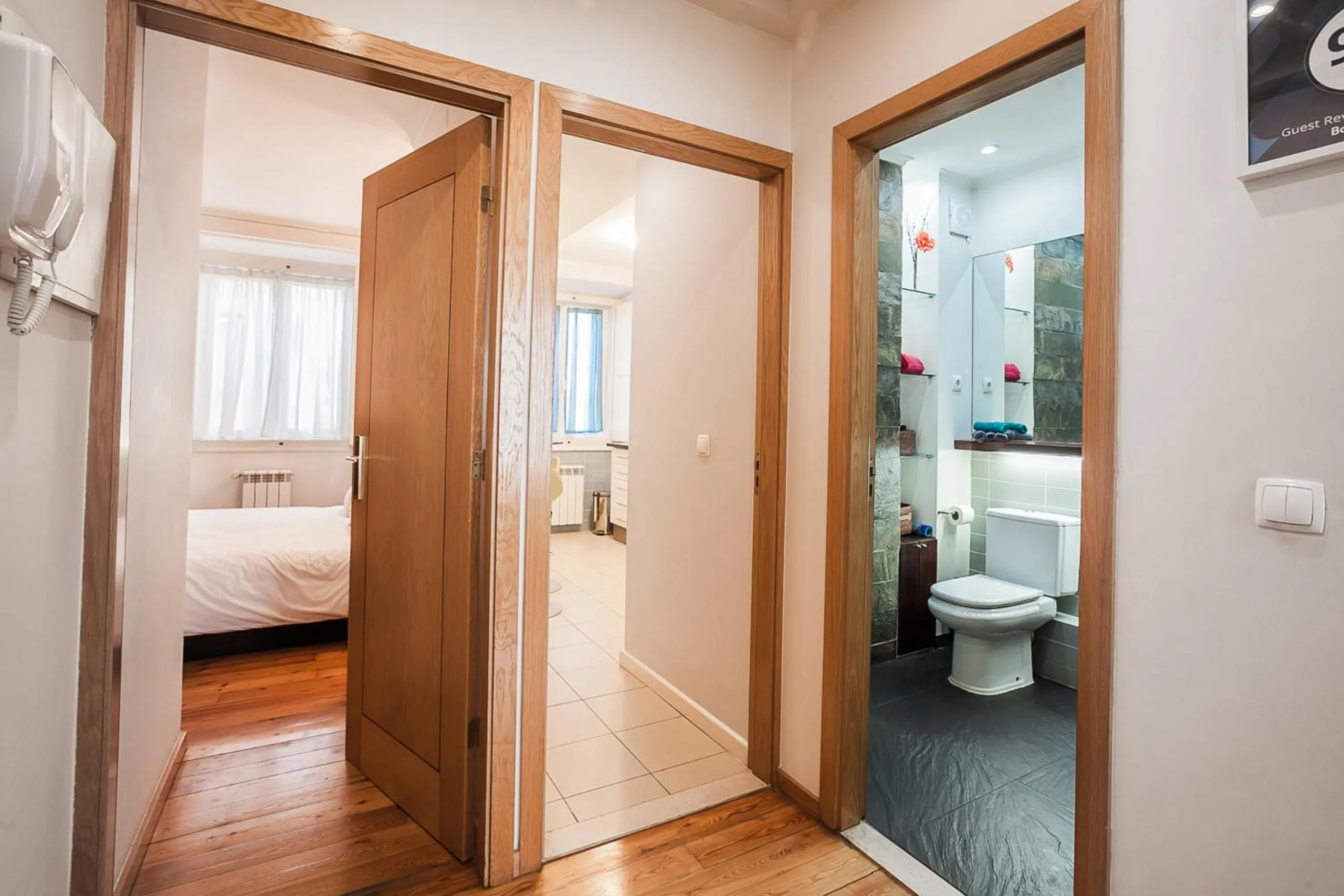 Decorative detail, Bed in LV Premier Apartments Baixa- PR