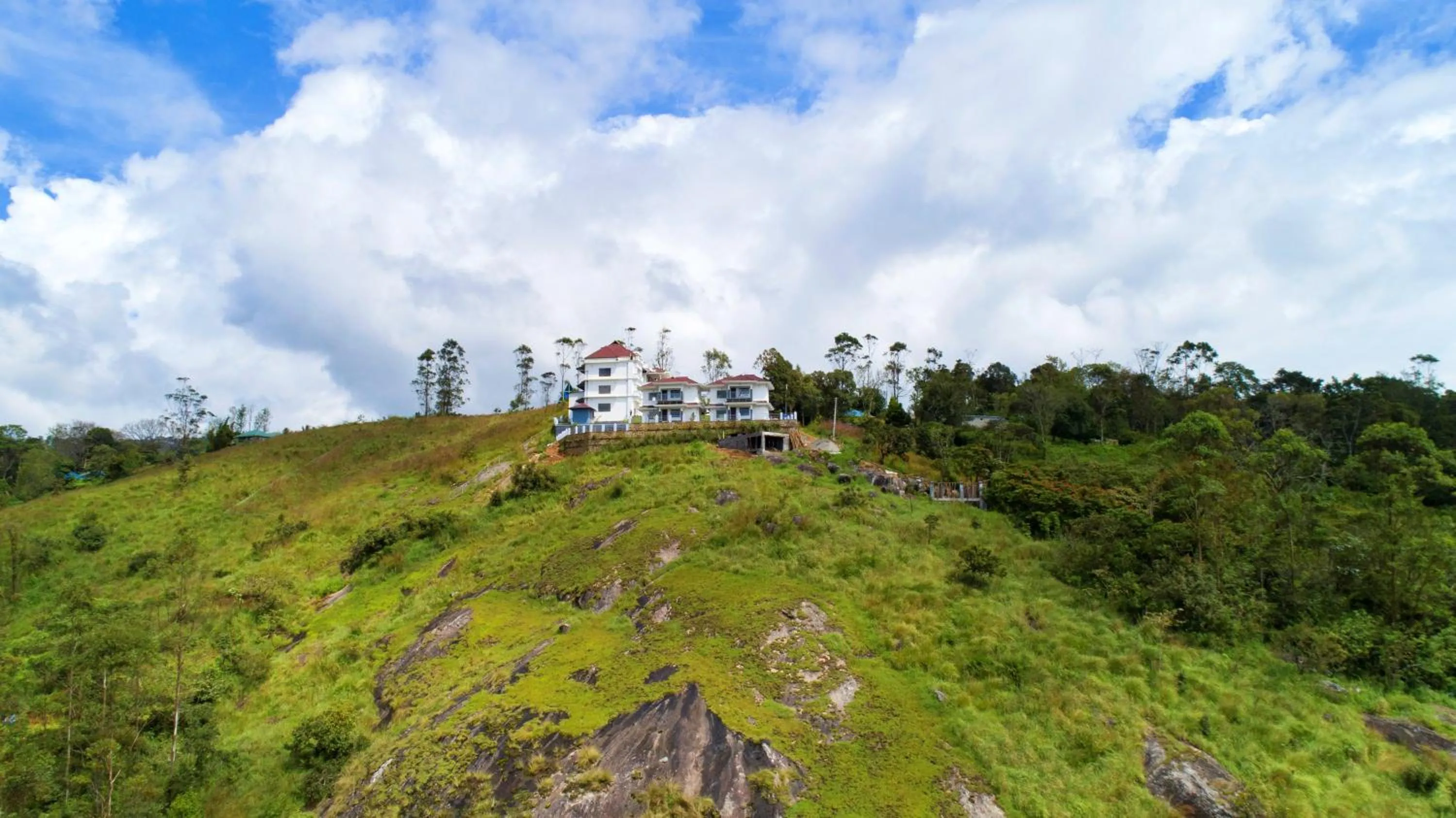 Day in The Windy Mist Resort Munnar