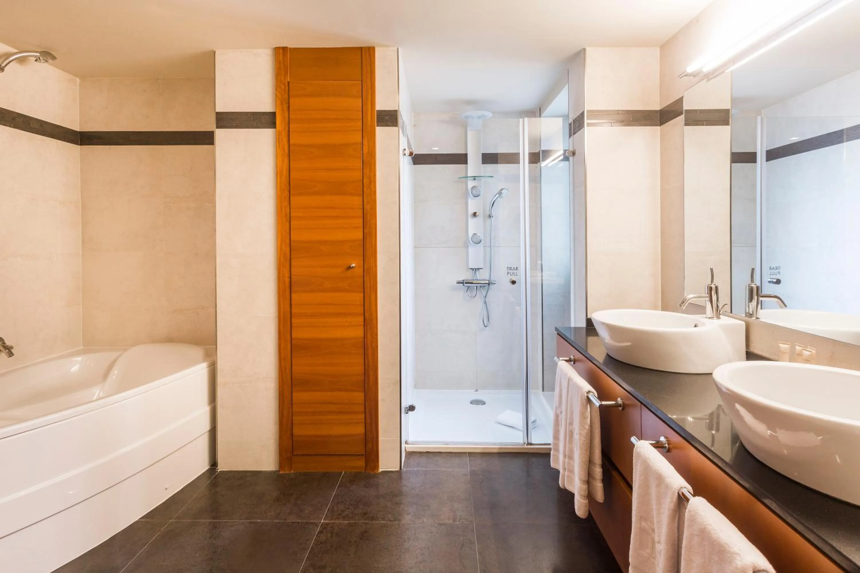 Shower in Majestic Hotel & Spa Barcelona GL