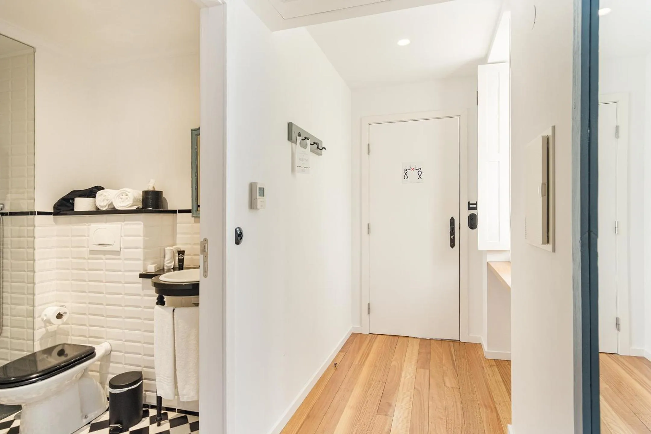 Bathroom in 1872 River House by Olivia