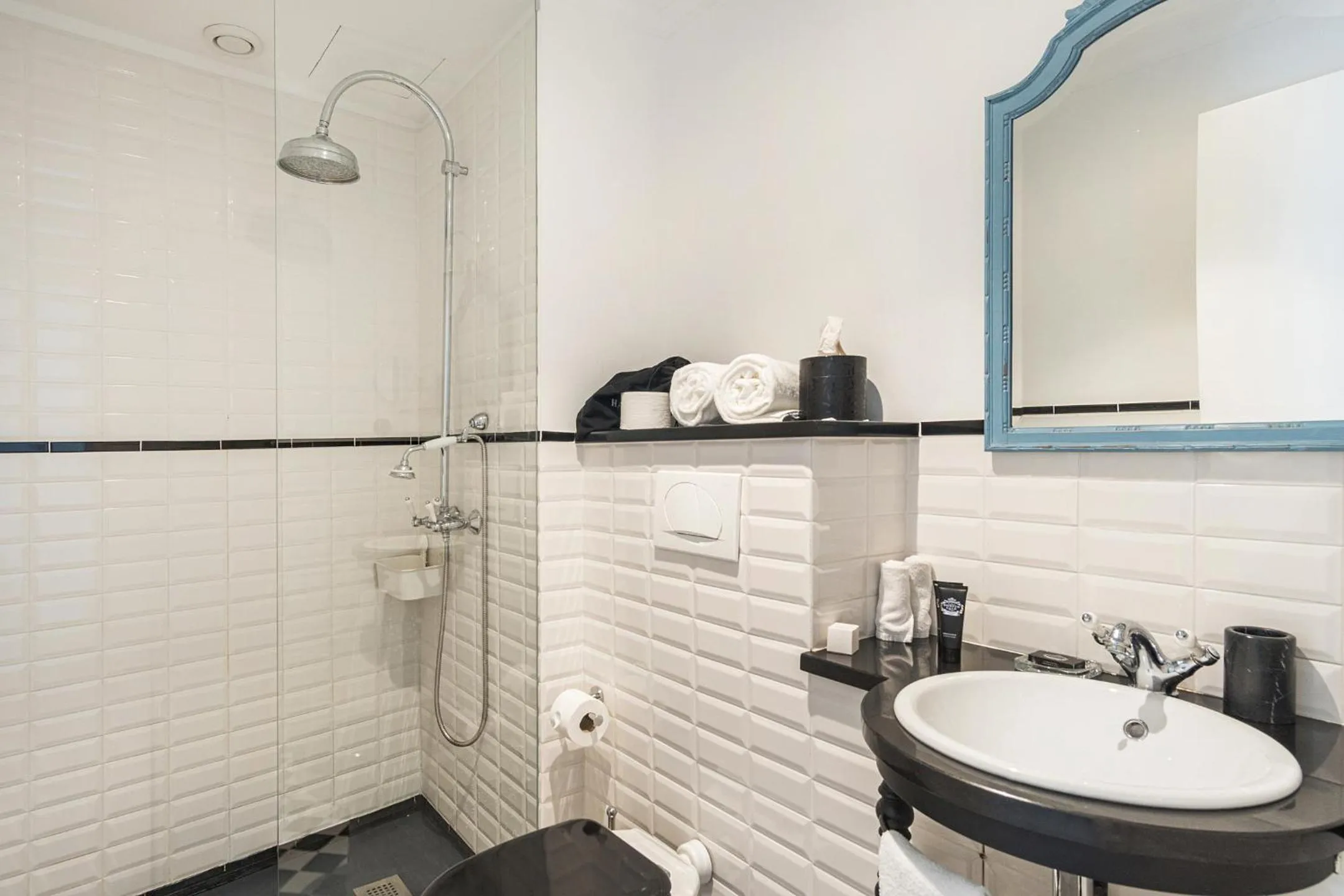 Shower in 1872 River House by Olivia