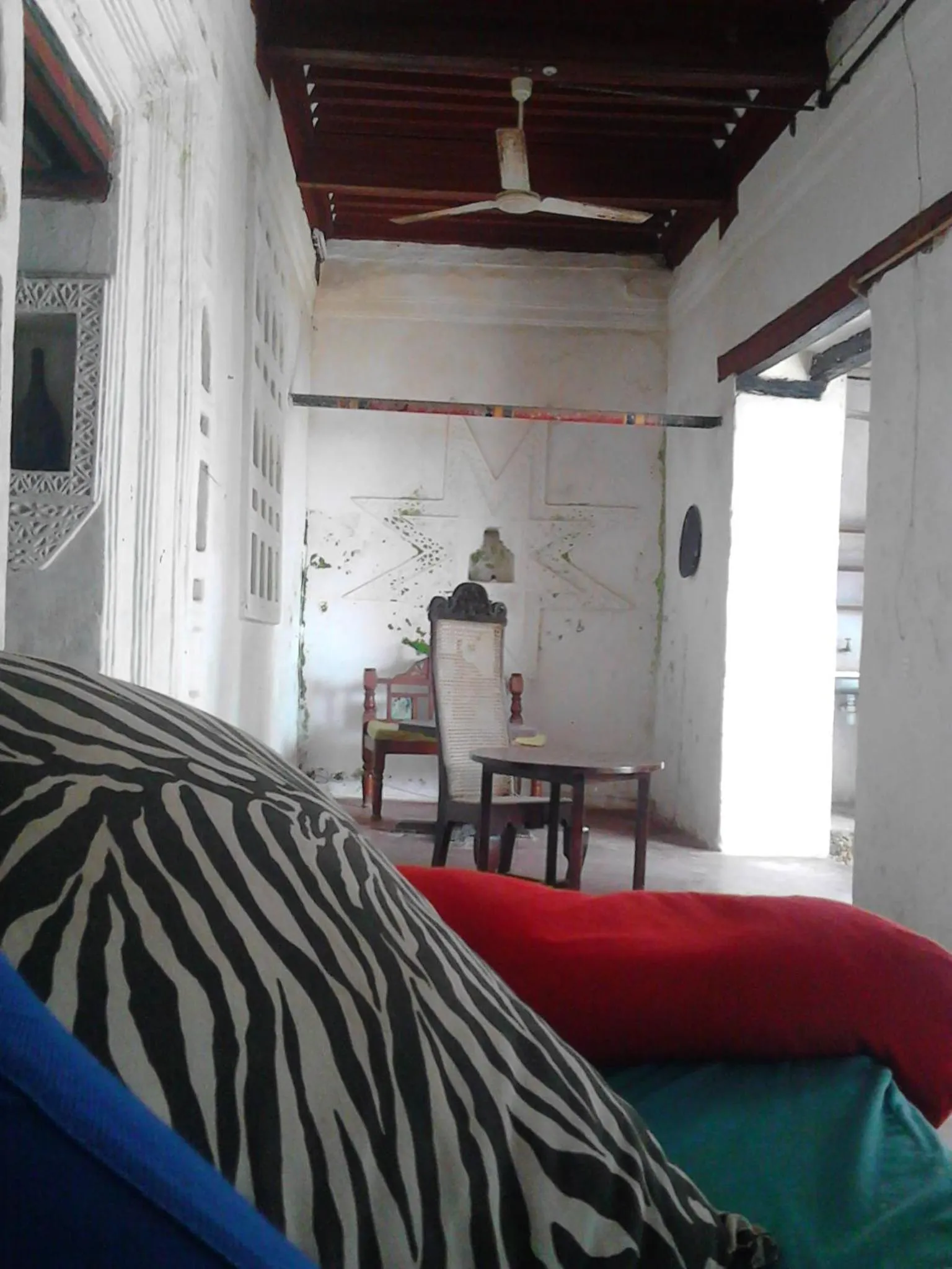 Balcony/Terrace, Bed in Jannat House