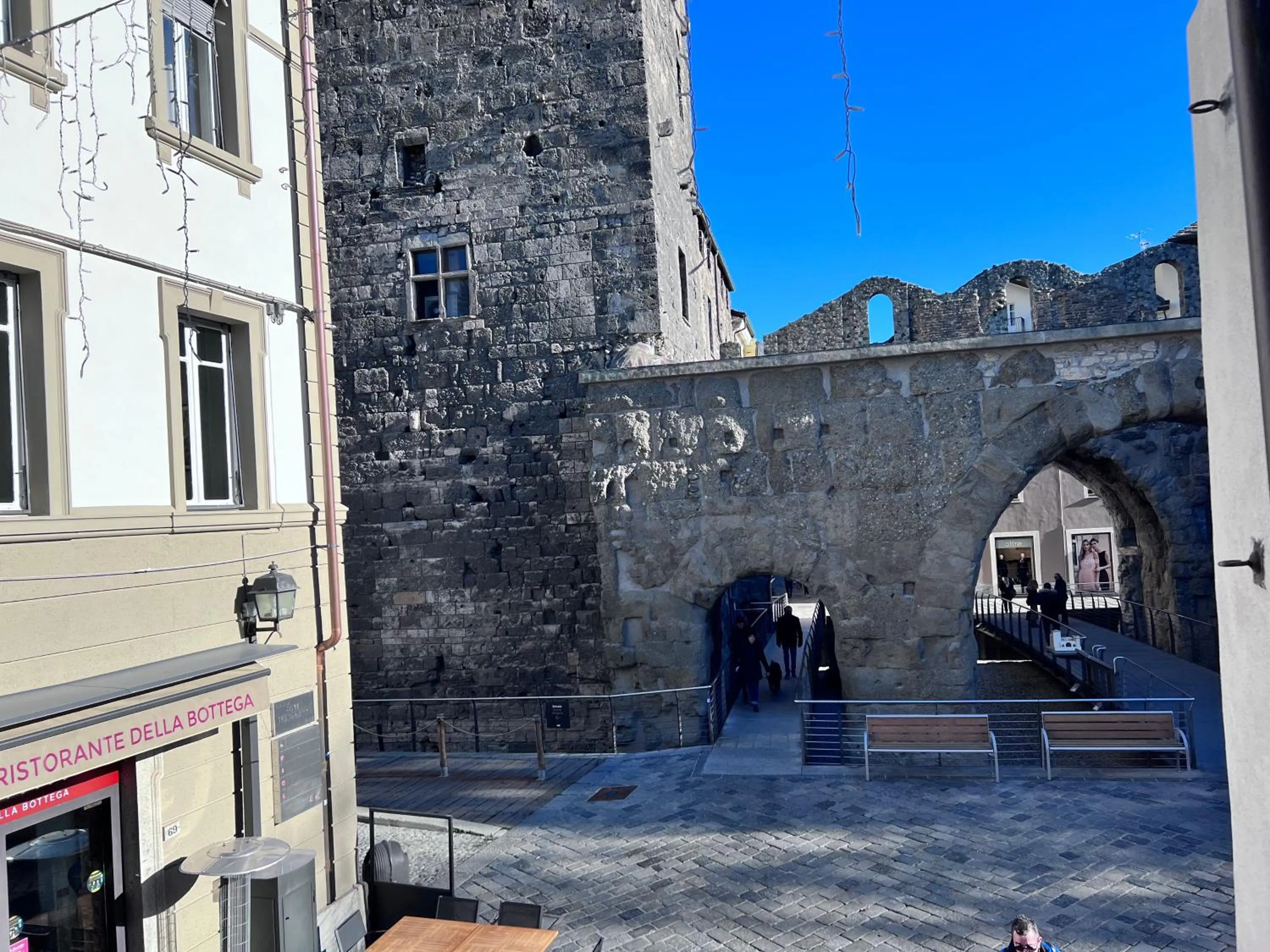 Nearby landmark in Le Porte luxury apartment